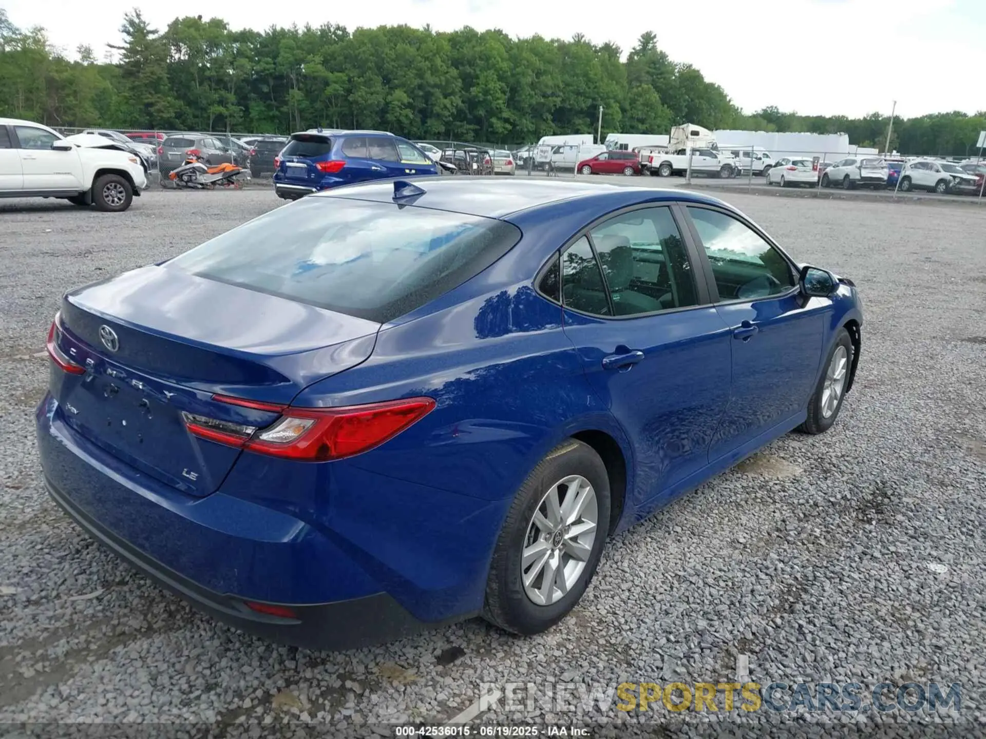 4 fotografías del automóvil dañado 4T1DAACK5SU004537 TOYOTA CAMRY 2025