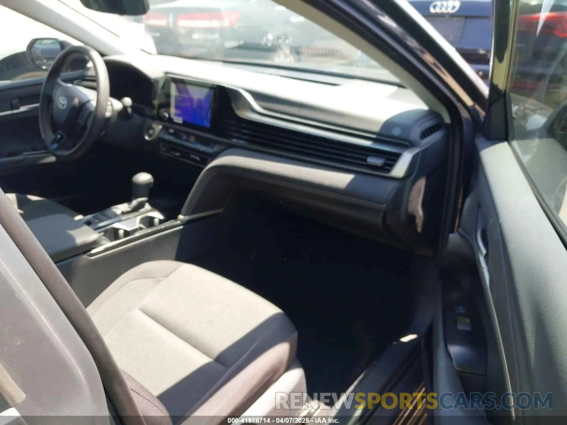 5 fotografías del automóvil dañado 4T1DAACK5SU008796 TOYOTA CAMRY 2025