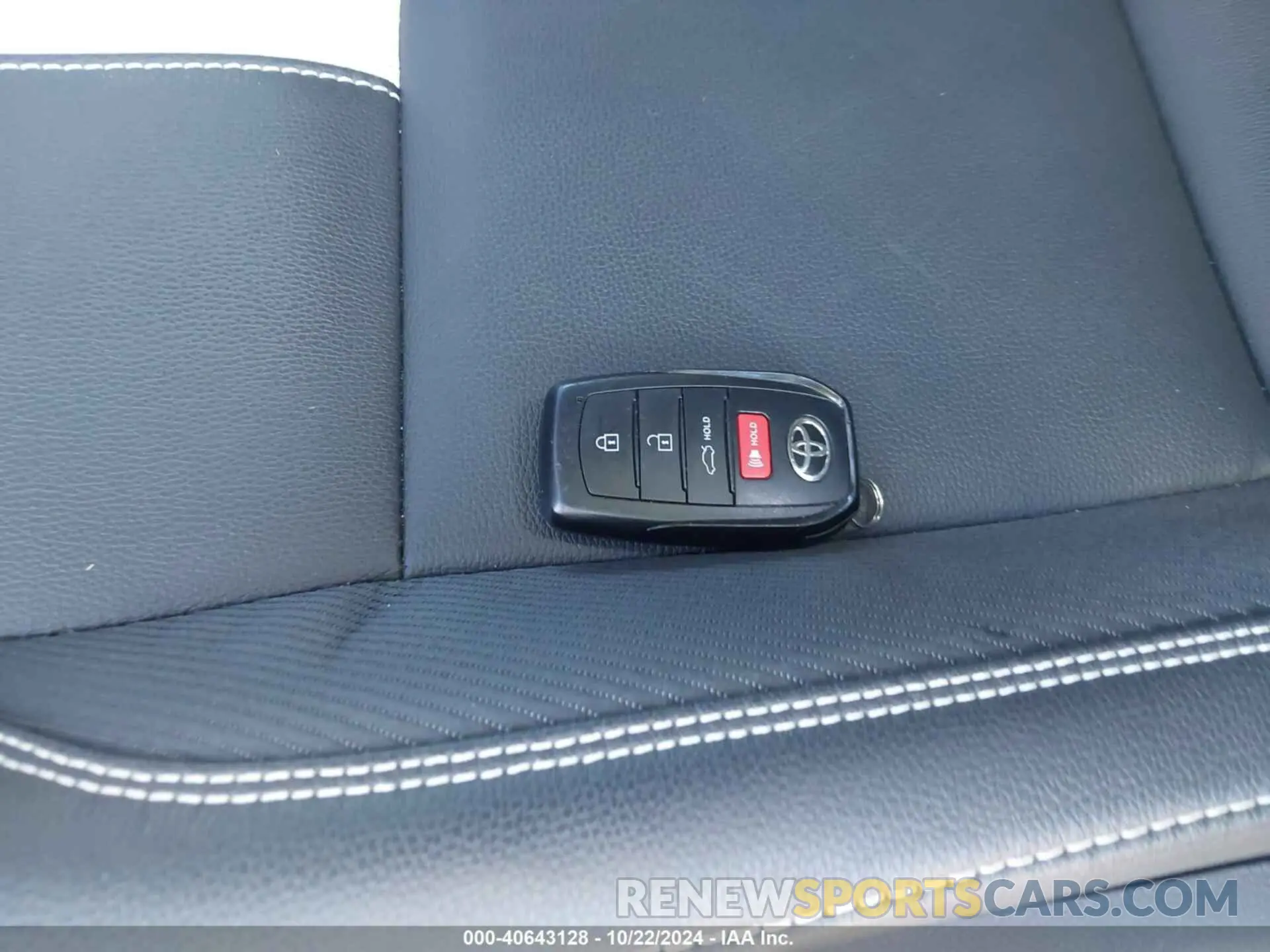 11 fotografías del automóvil dañado 4T1DAACK5SU030071 TOYOTA CAMRY 2025