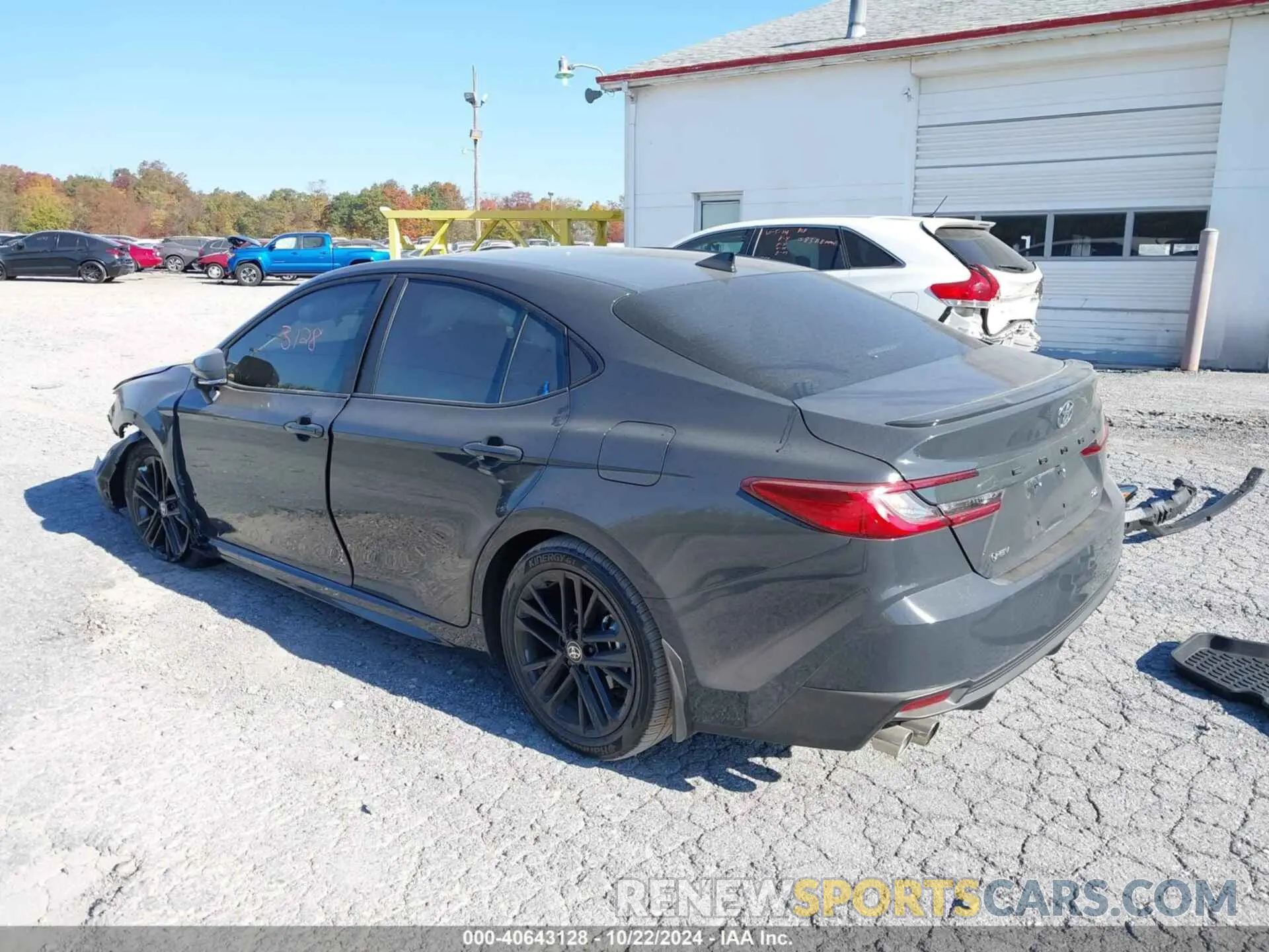 3 fotografías del automóvil dañado 4T1DAACK5SU030071 TOYOTA CAMRY 2025