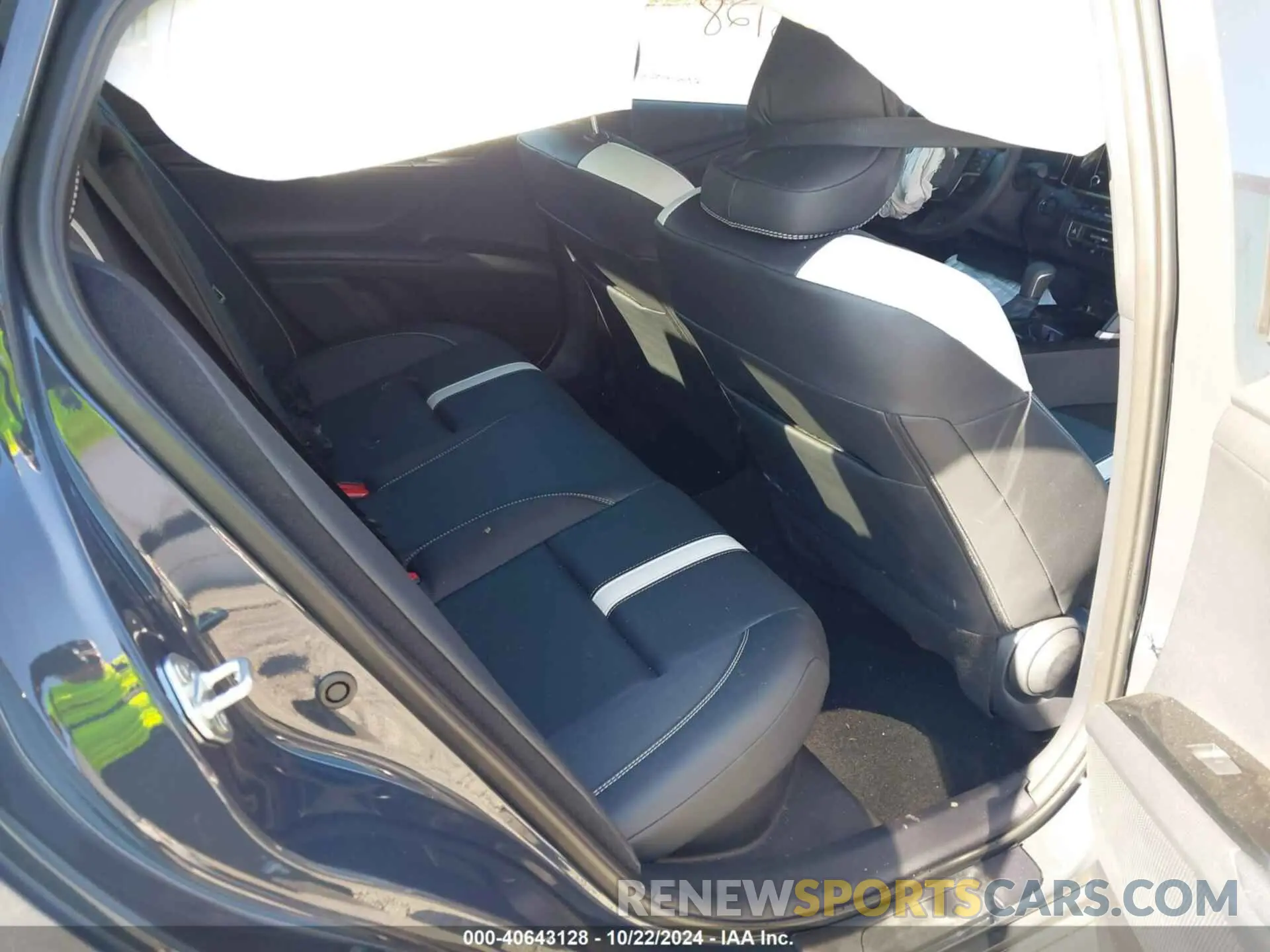 8 fotografías del automóvil dañado 4T1DAACK5SU030071 TOYOTA CAMRY 2025
