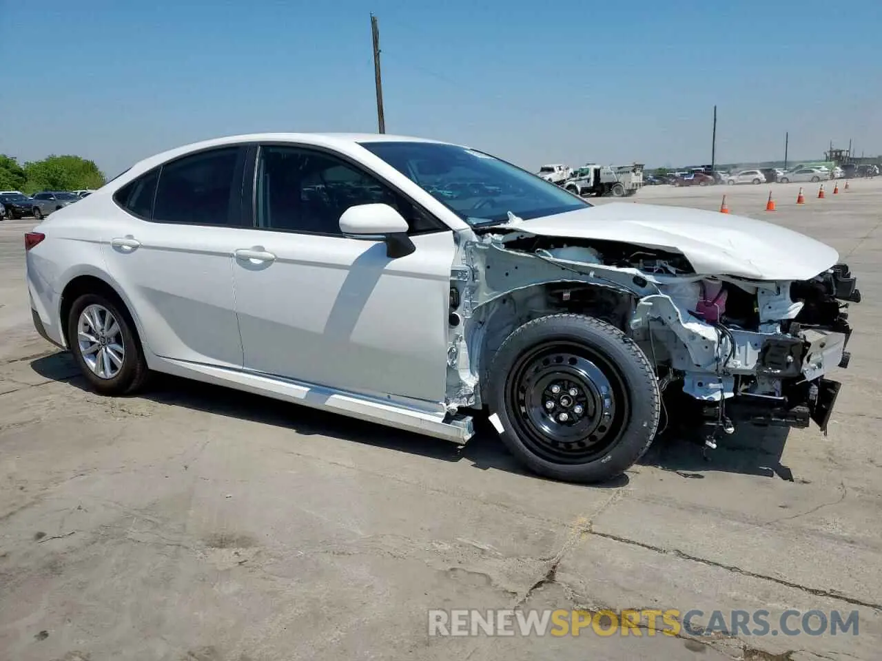 4 fotografías del automóvil dañado 4T1DAACK5SU030331 TOYOTA CAMRY 2025