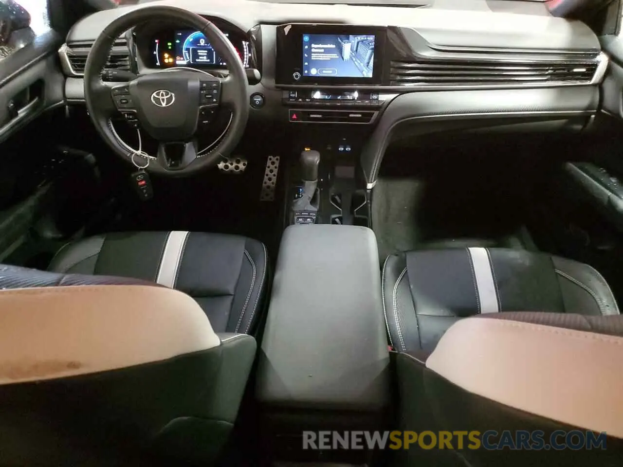 8 fotografías del automóvil dañado 4T1DAACK5SU036551 TOYOTA CAMRY 2025