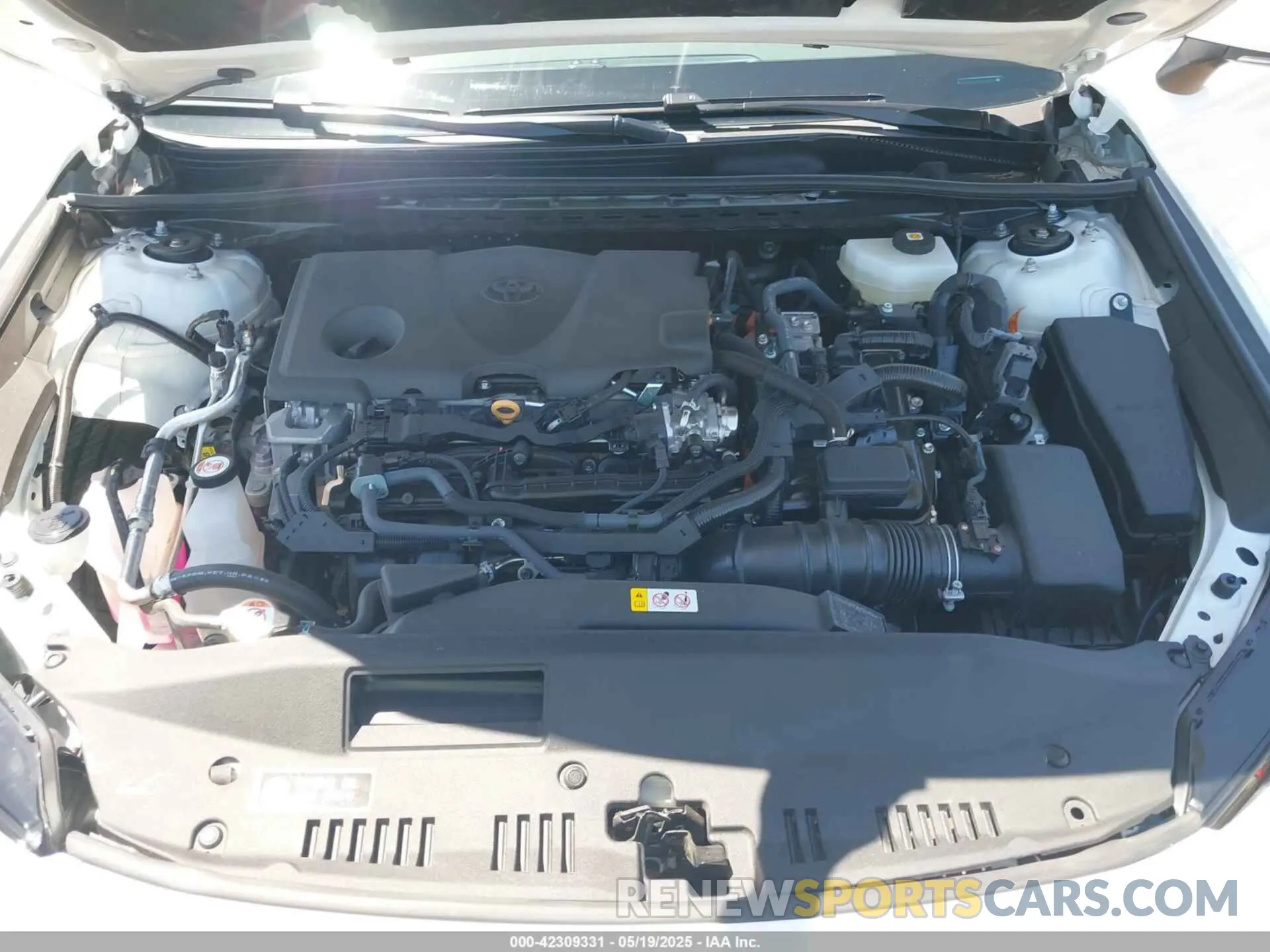 10 fotografías del automóvil dañado 4T1DAACK5SU038879 TOYOTA CAMRY 2025