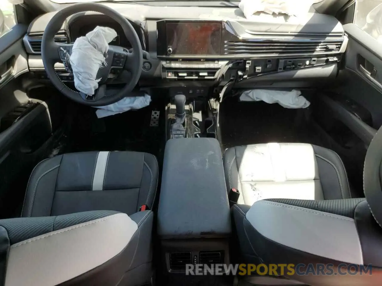 8 fotografías del automóvil dañado 4T1DAACK5SU046495 TOYOTA CAMRY 2025