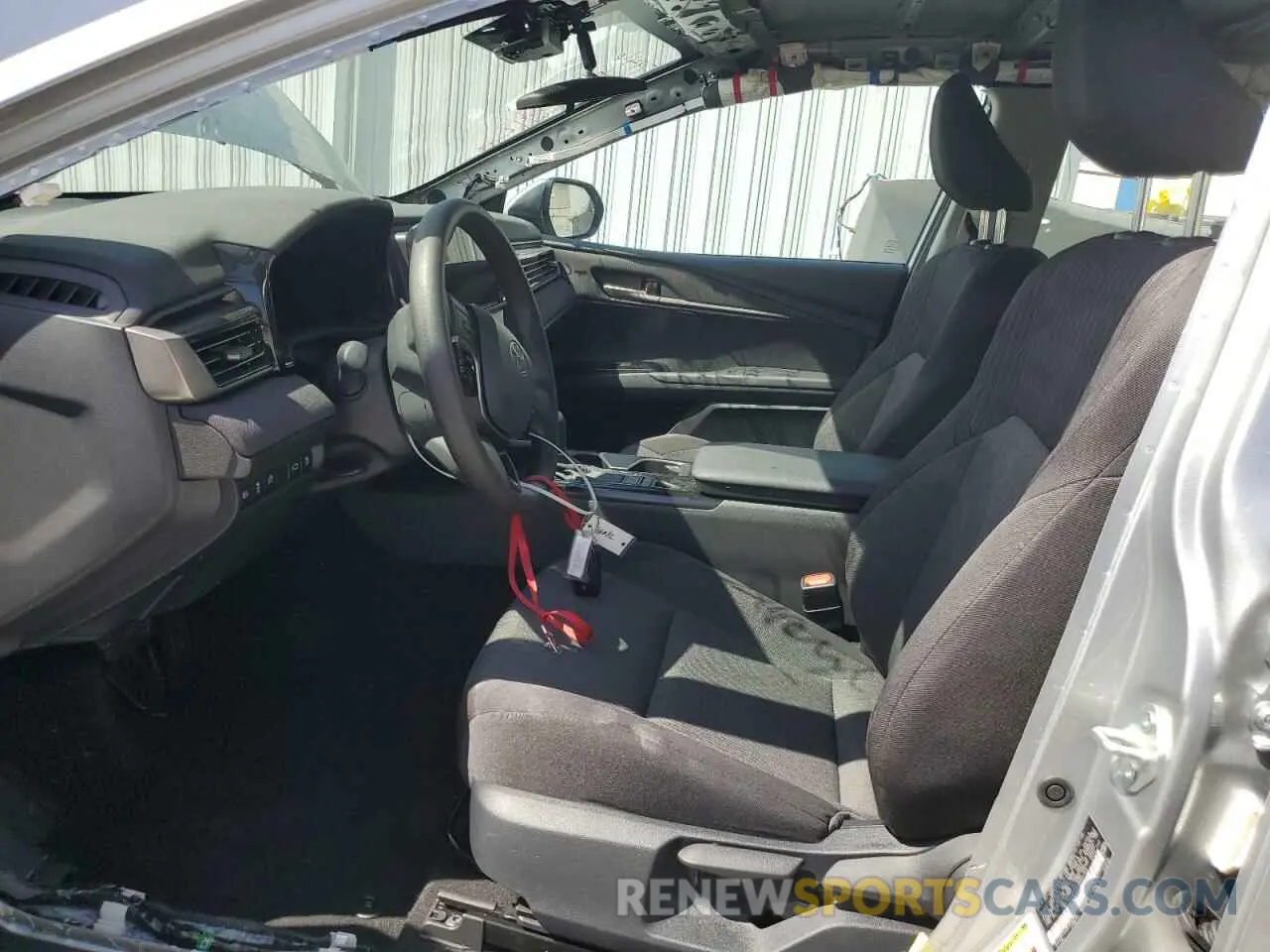 7 fotografías del automóvil dañado 4T1DAACK5SU060154 TOYOTA CAMRY 2025