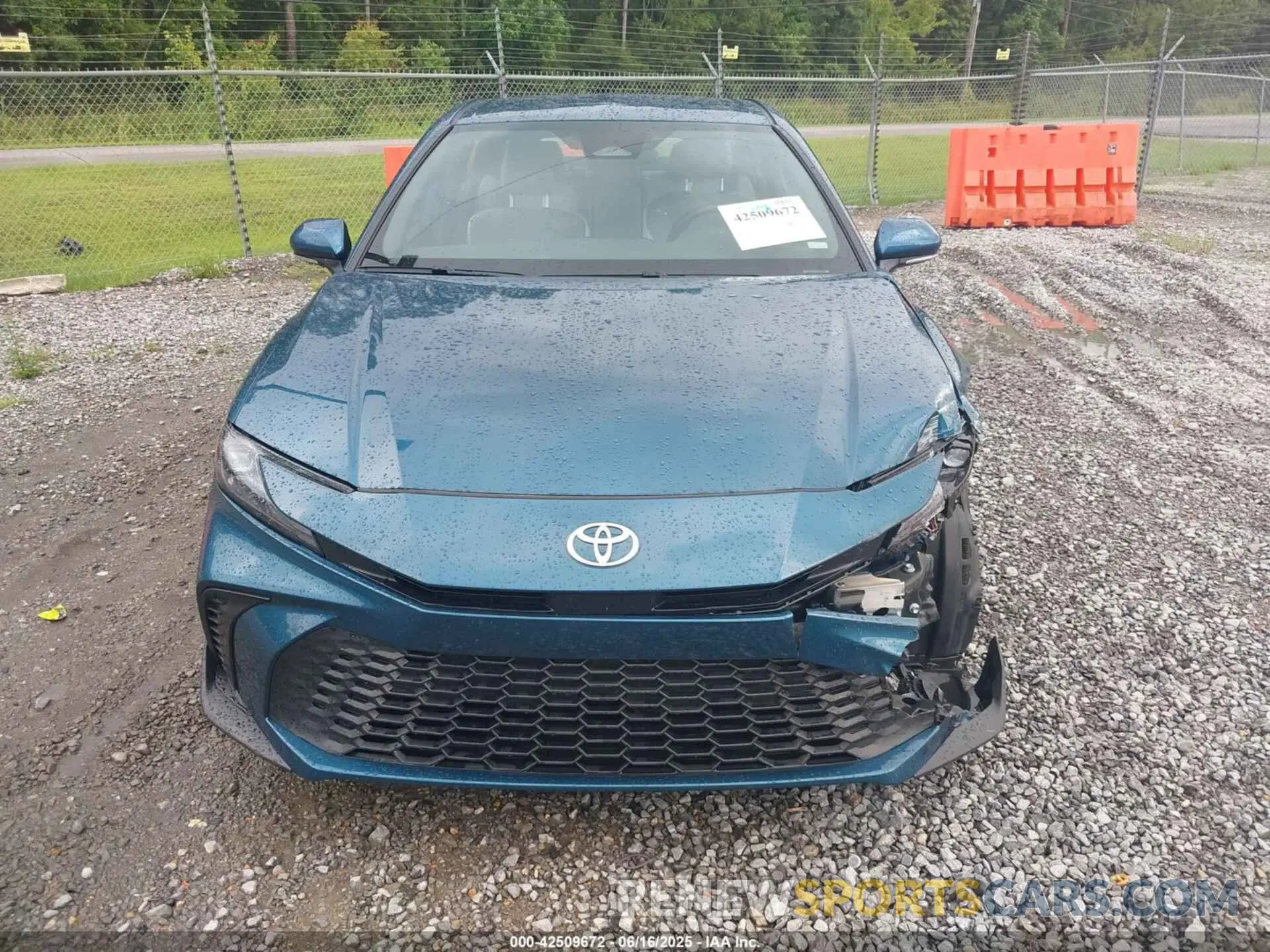 13 fotografías del automóvil dañado 4T1DAACK5SU060980 TOYOTA CAMRY 2025