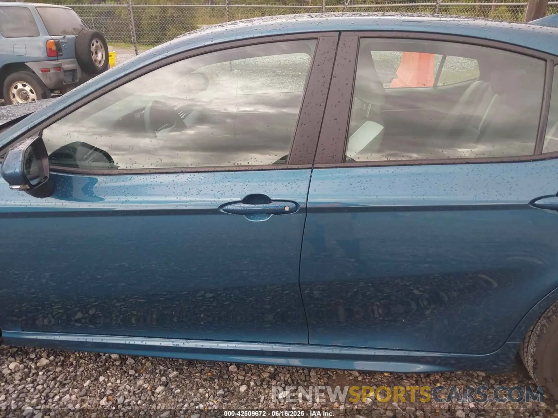 15 fotografías del automóvil dañado 4T1DAACK5SU060980 TOYOTA CAMRY 2025