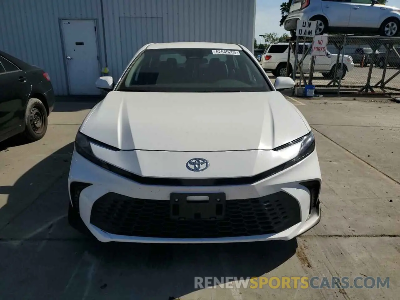 5 fotografías del automóvil dañado 4T1DAACK5SU062101 TOYOTA CAMRY 2025