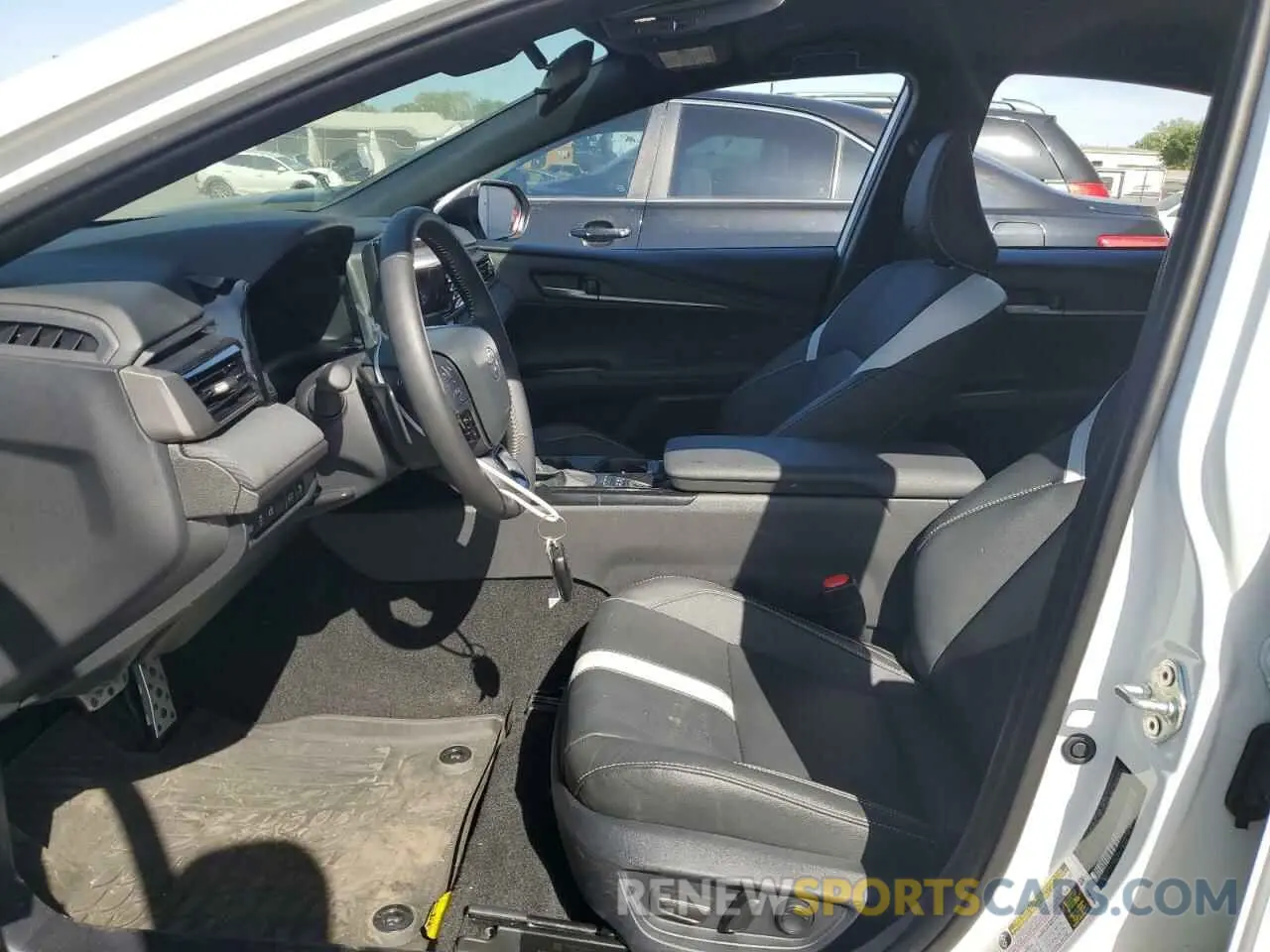 7 fotografías del automóvil dañado 4T1DAACK5SU062101 TOYOTA CAMRY 2025