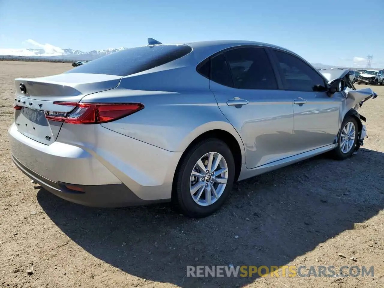 3 fotografías del automóvil dañado 4T1DAACK5SU102533 TOYOTA CAMRY 2025