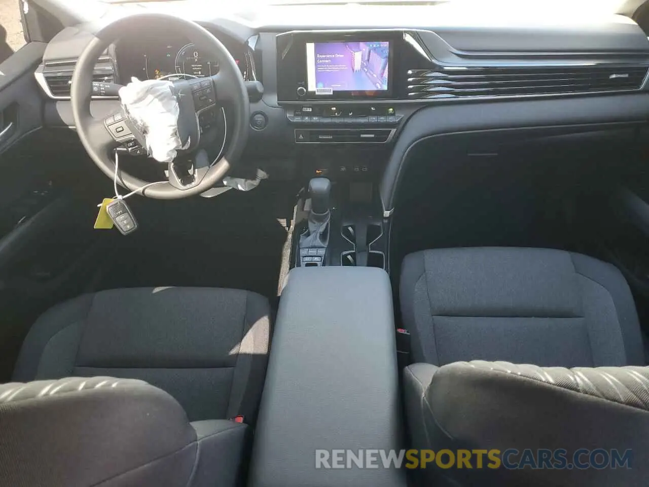8 fotografías del automóvil dañado 4T1DAACK5SU102533 TOYOTA CAMRY 2025