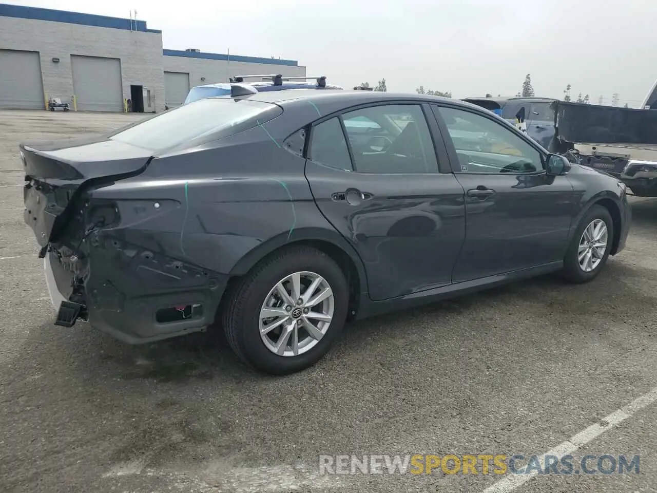 3 fotografías del automóvil dañado 4T1DAACK5SU109966 TOYOTA CAMRY 2025