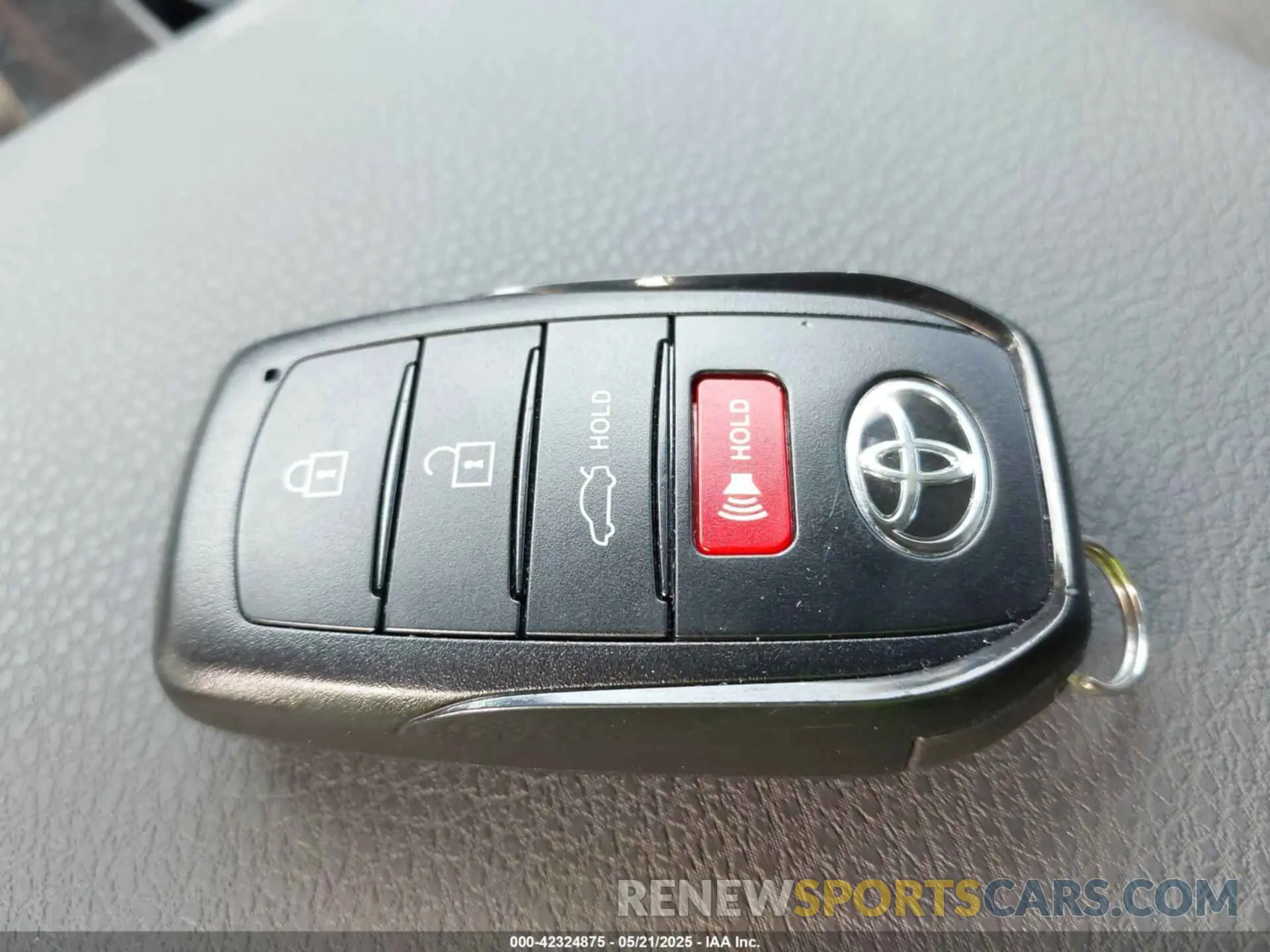 11 fotografías del automóvil dañado 4T1DAACK5SU121762 TOYOTA CAMRY 2025