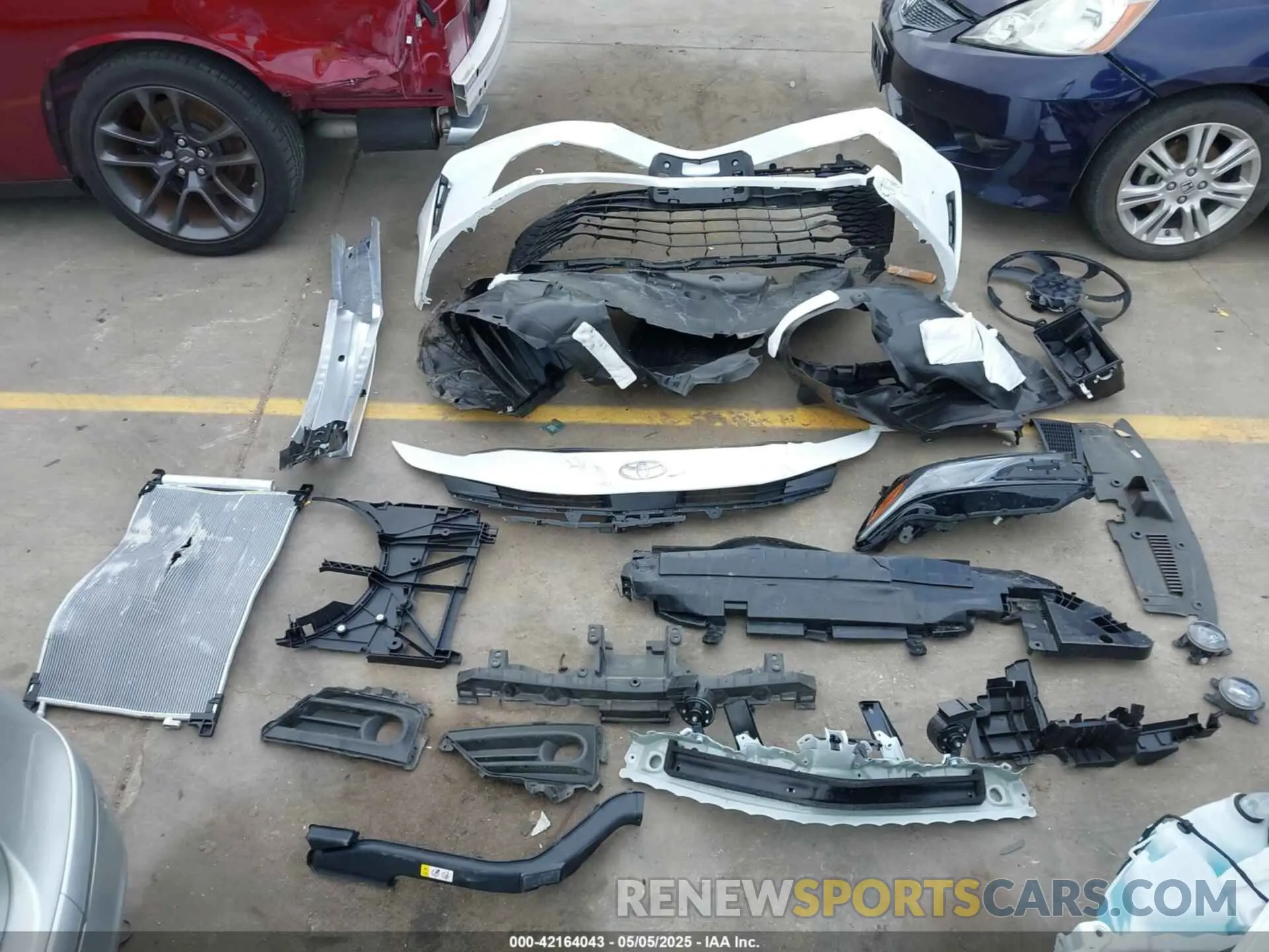 12 fotografías del automóvil dañado 4T1DAACK5SU140182 TOYOTA CAMRY 2025