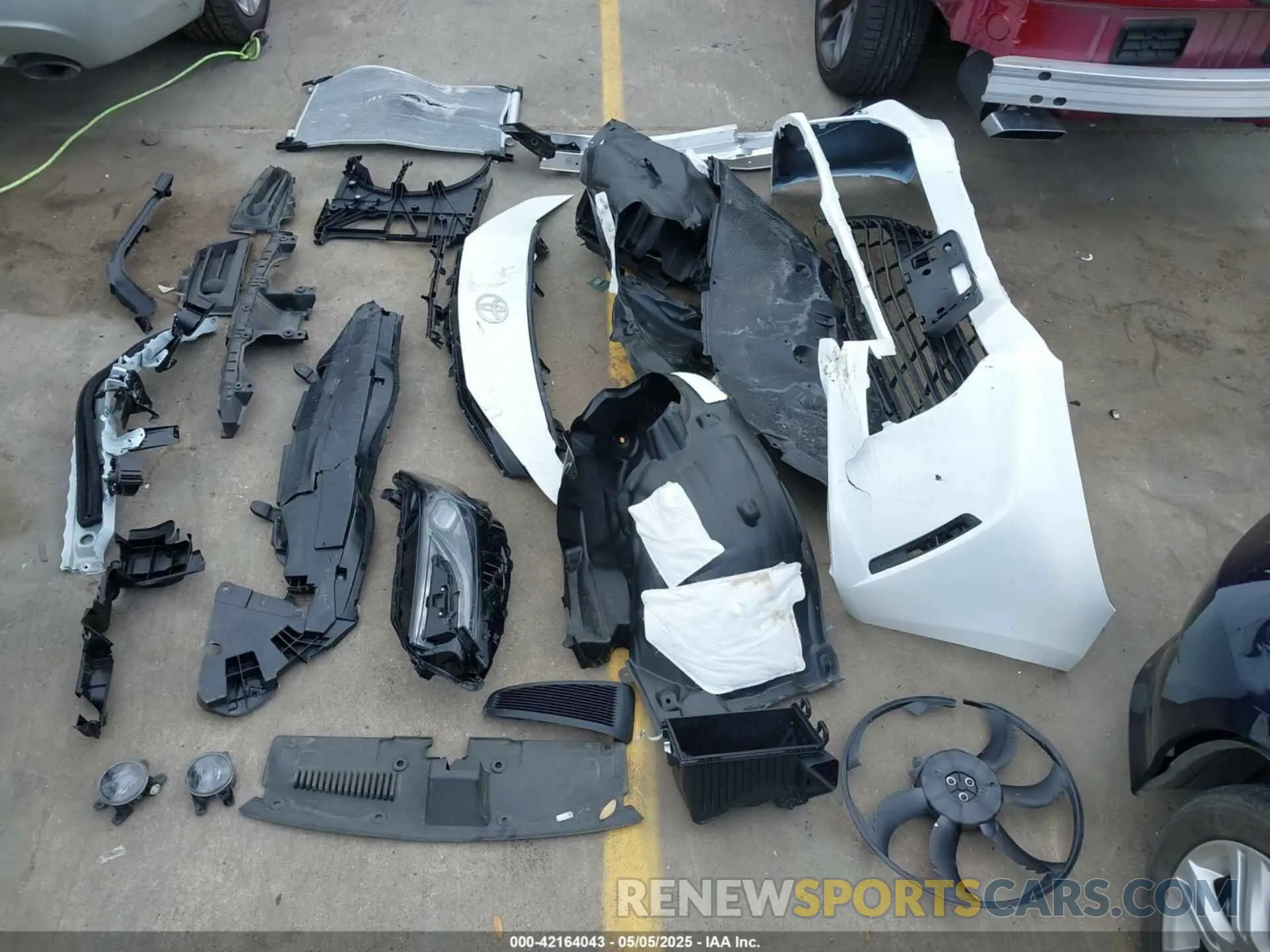 18 fotografías del automóvil dañado 4T1DAACK5SU140182 TOYOTA CAMRY 2025