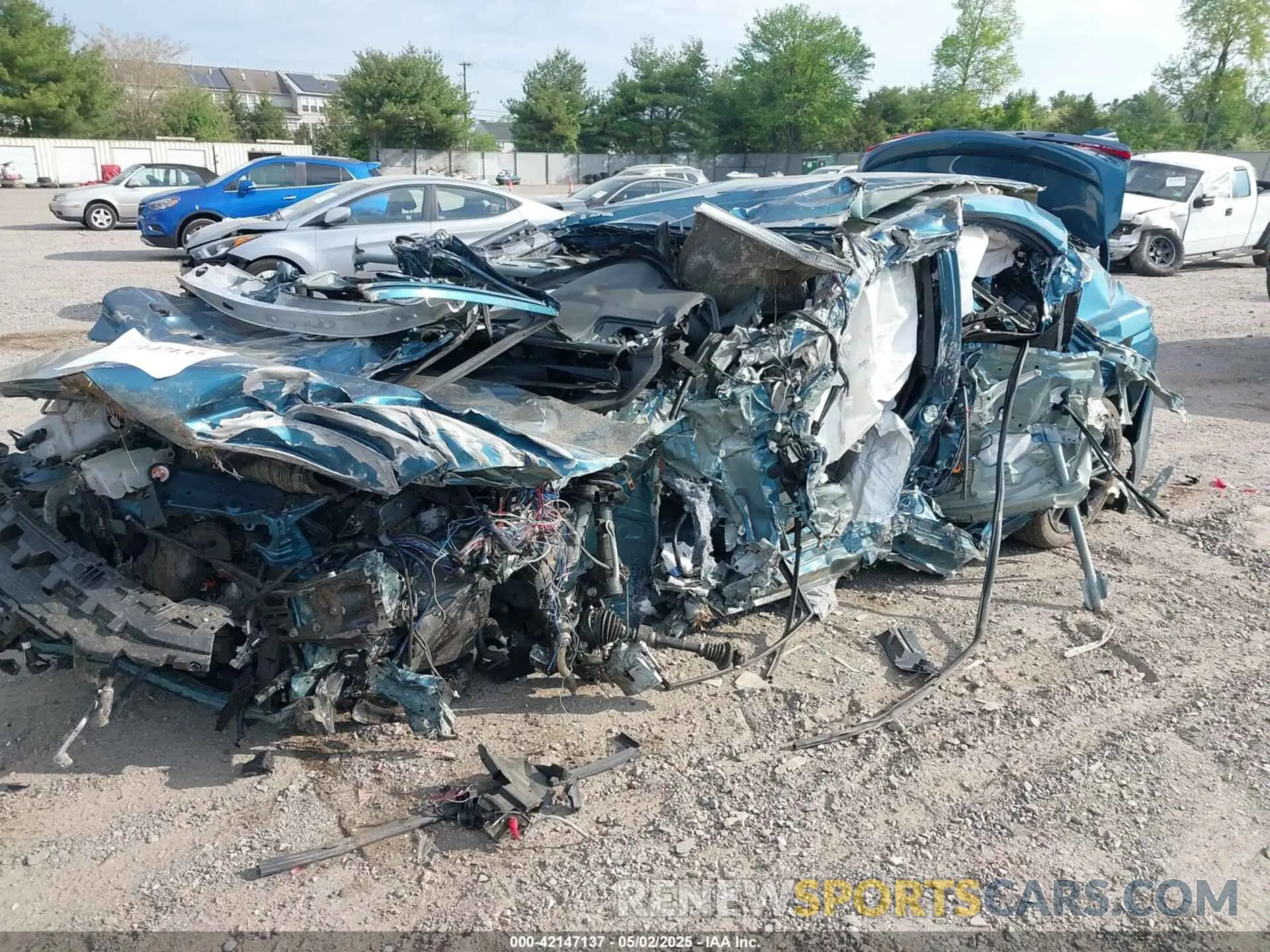 2 fotografías del automóvil dañado 4T1DAACK5SU506058 TOYOTA CAMRY 2025