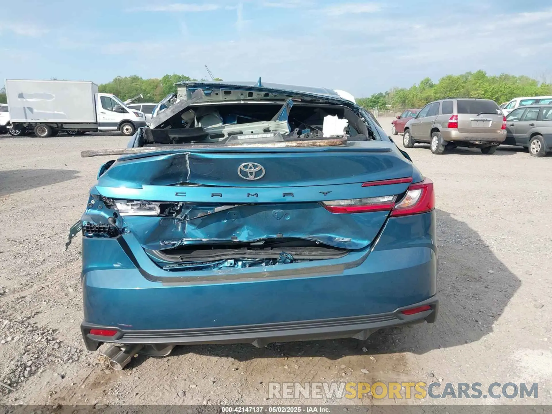 9 fotografías del automóvil dañado 4T1DAACK5SU506058 TOYOTA CAMRY 2025