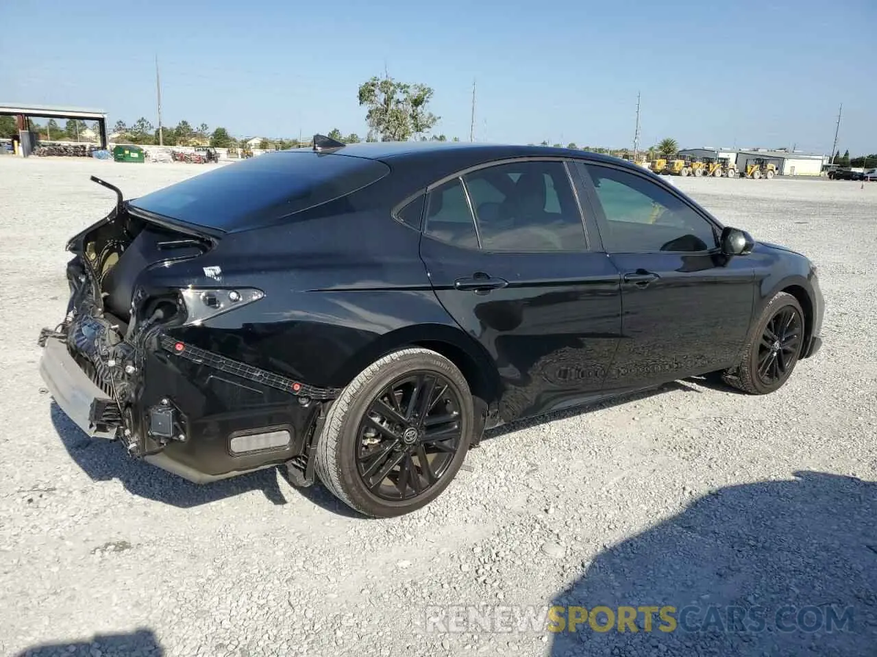 3 fotografías del automóvil dañado 4T1DAACK5SU506142 TOYOTA CAMRY 2025