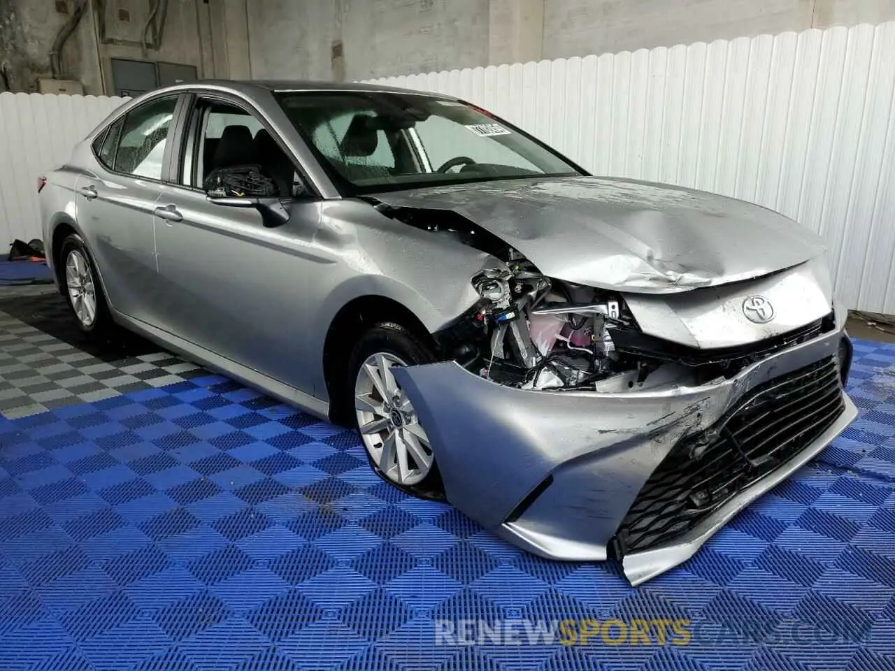 4 fotografías del automóvil dañado 4T1DAACK5SU522454 TOYOTA CAMRY 2025