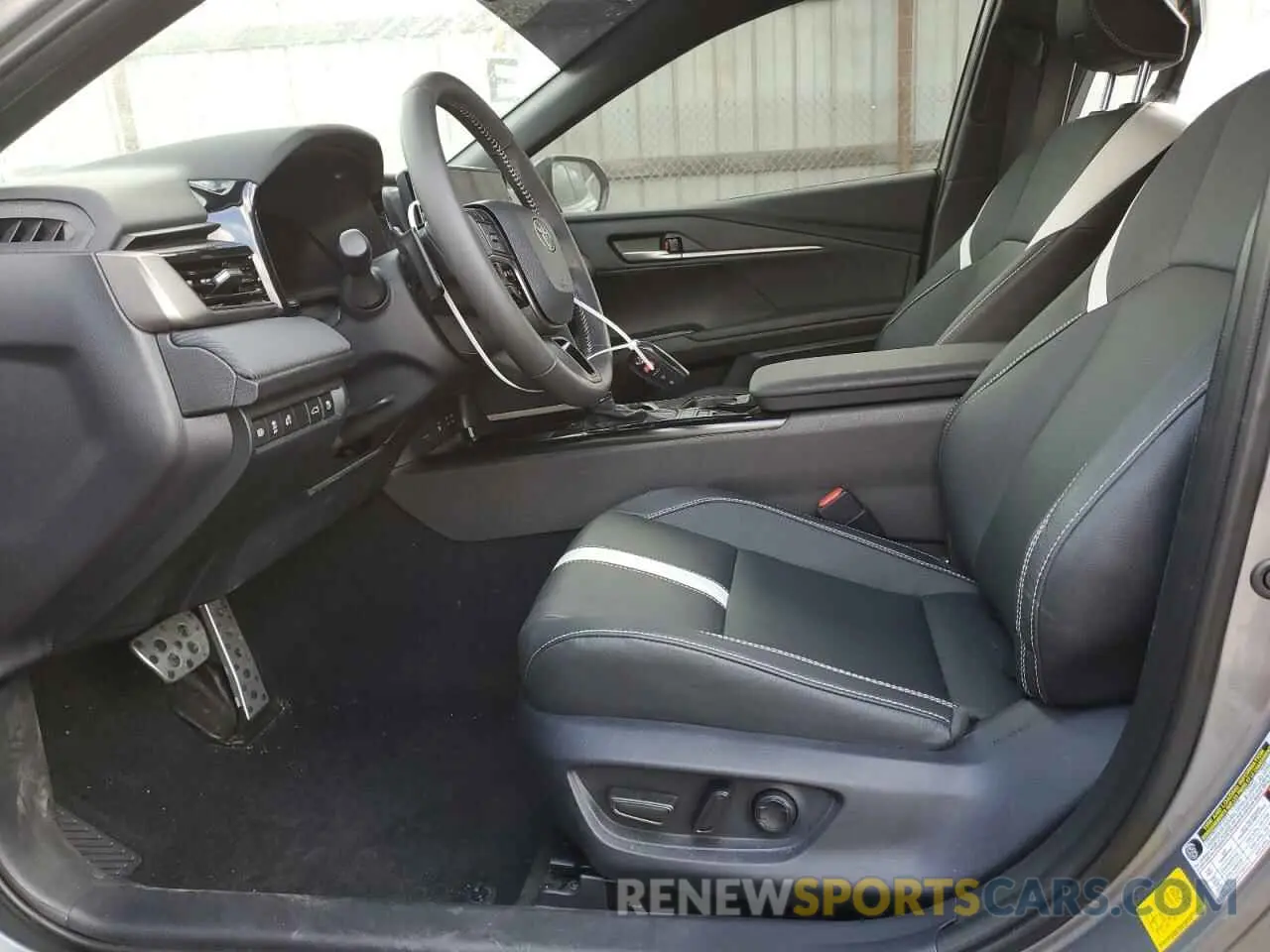 7 fotografías del automóvil dañado 4T1DAACK5SU527315 TOYOTA CAMRY 2025