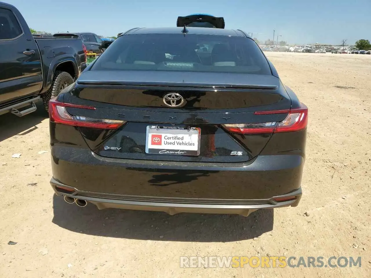6 fotografías del automóvil dañado 4T1DAACK5SU546284 TOYOTA CAMRY 2025