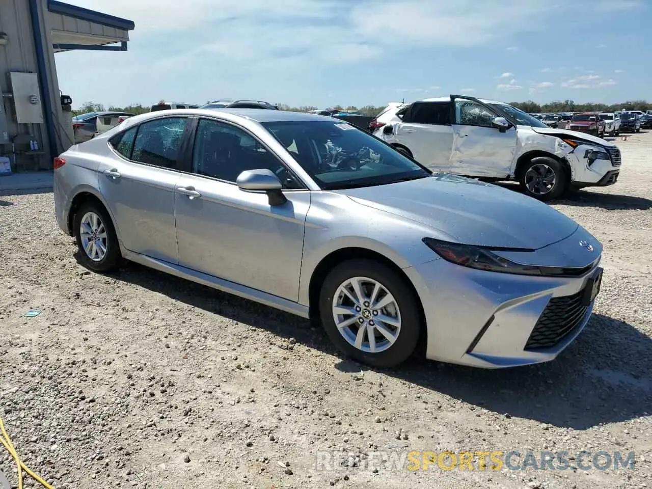 4 fotografías del automóvil dañado 4T1DAACK5SU548388 TOYOTA CAMRY 2025