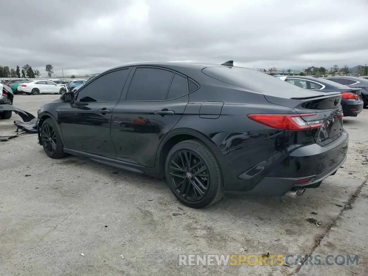 2 fotografías del automóvil dañado 4T1DAACK5SU567488 TOYOTA CAMRY 2025