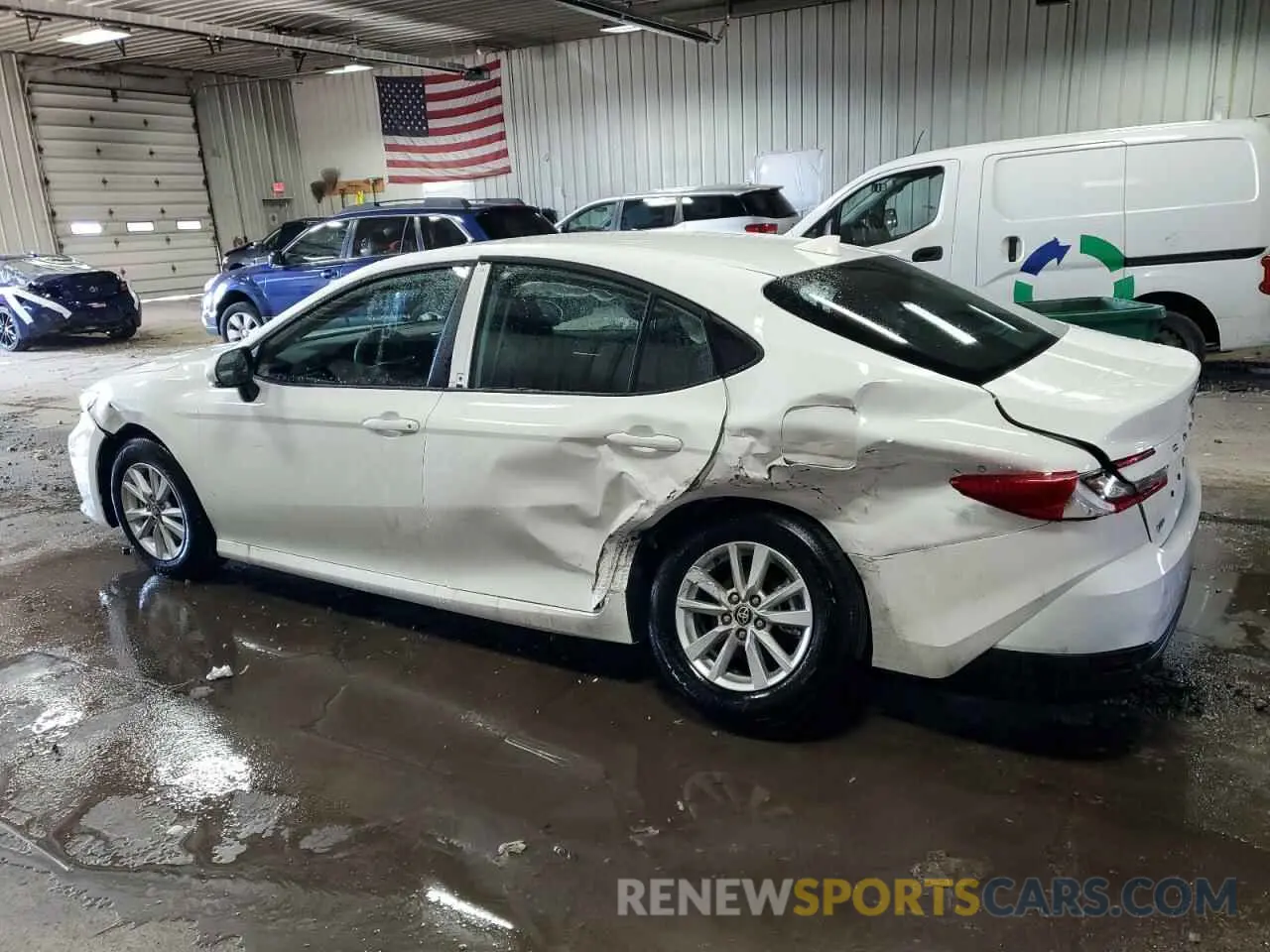 2 fotografías del automóvil dañado 4T1DAACK5SU572948 TOYOTA CAMRY 2025