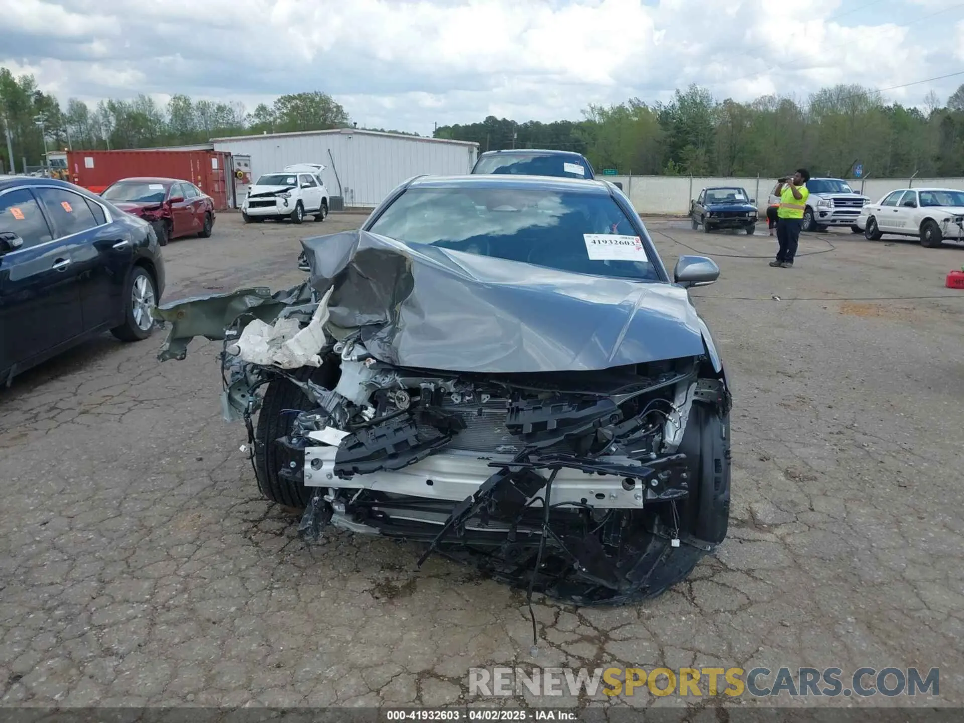 12 fotografías del automóvil dañado 4T1DAACK5SU578491 TOYOTA CAMRY 2025
