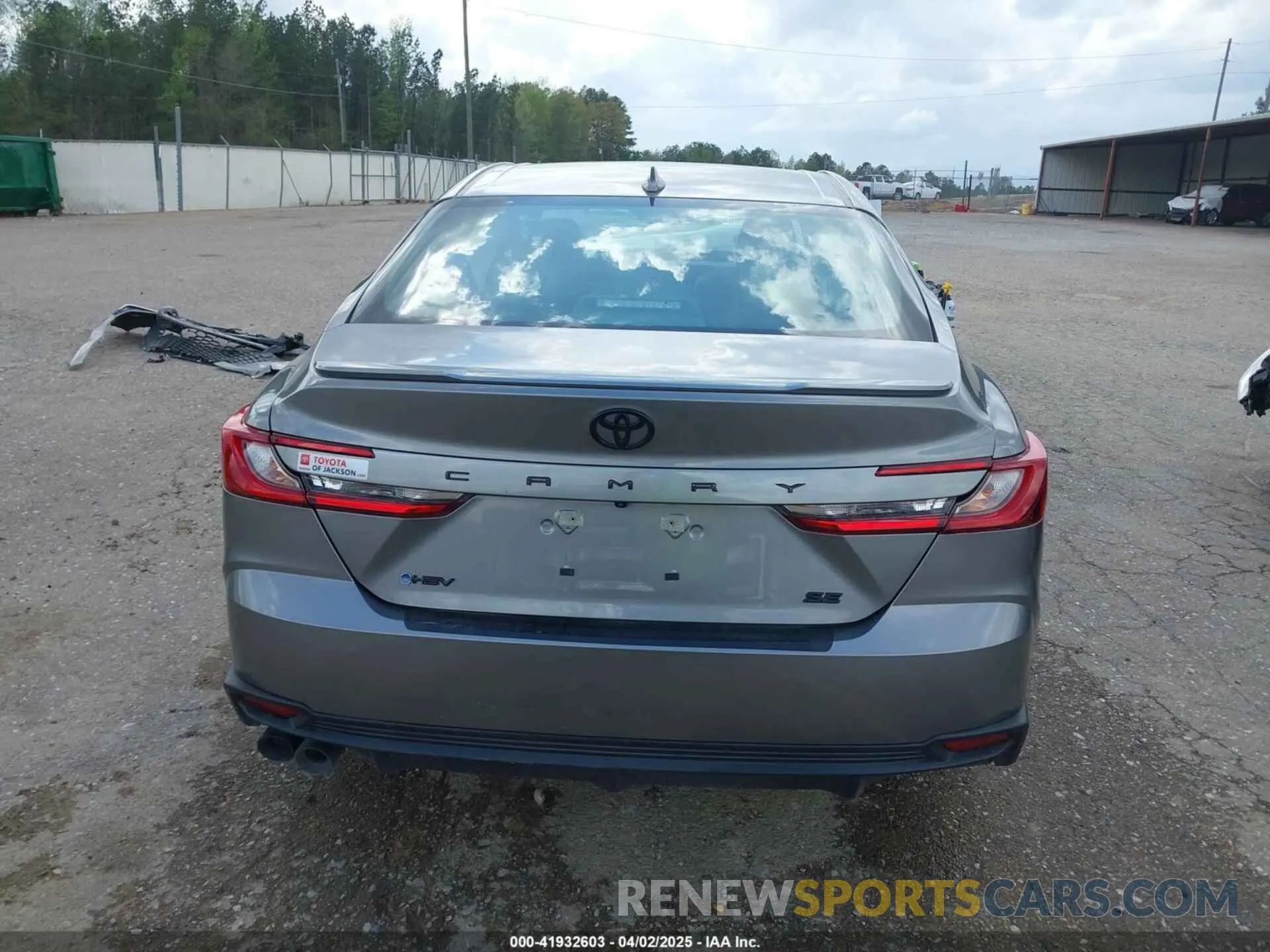 16 fotografías del automóvil dañado 4T1DAACK5SU578491 TOYOTA CAMRY 2025