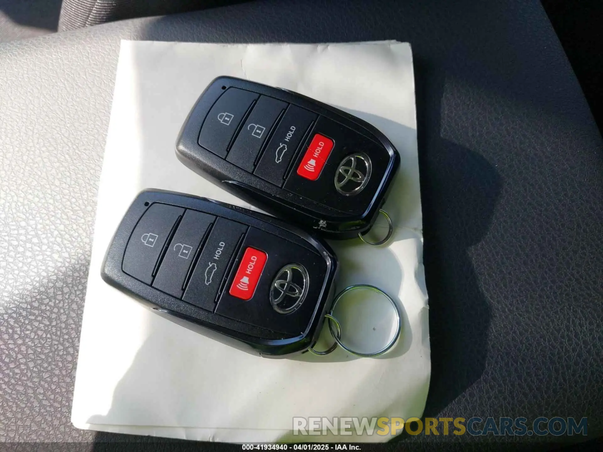 11 fotografías del automóvil dañado 4T1DAACK5SU581231 TOYOTA CAMRY 2025
