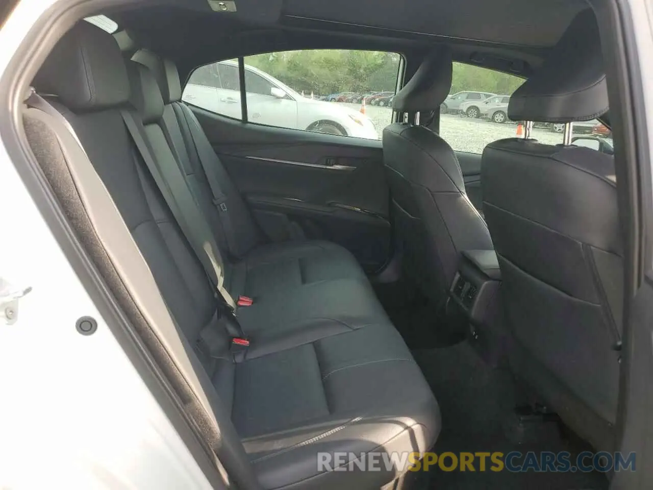 10 fotografías del automóvil dañado 4T1DAACK6SU011688 TOYOTA CAMRY 2025