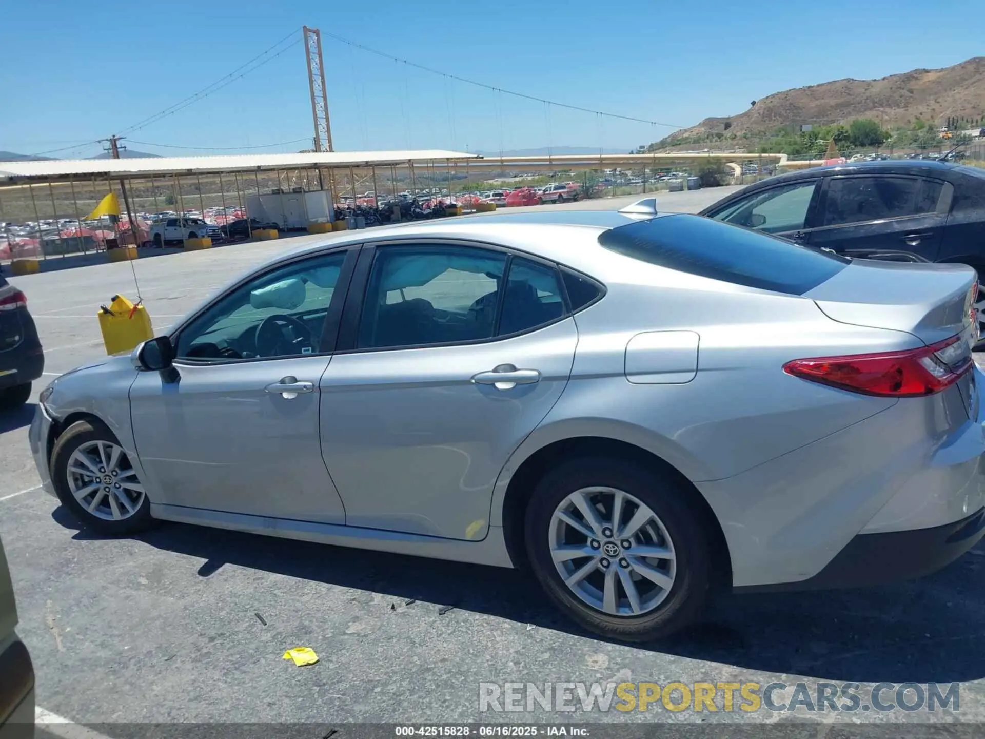 13 fotografías del automóvil dañado 4T1DAACK6SU011934 TOYOTA CAMRY 2025