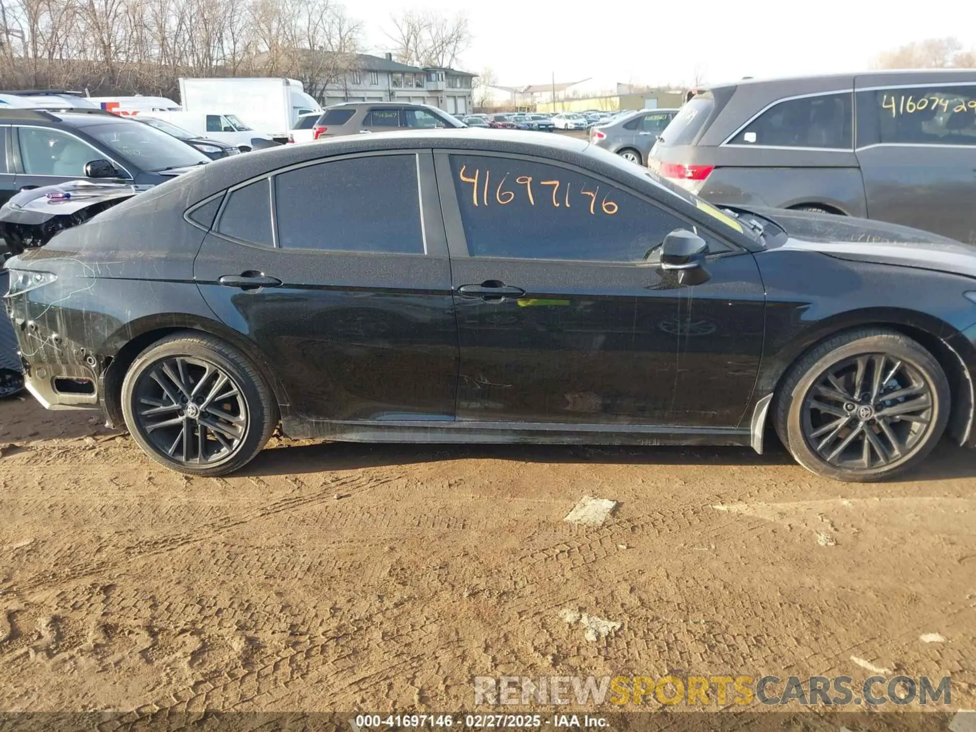 14 fotografías del automóvil dañado 4T1DAACK6SU036834 TOYOTA CAMRY 2025