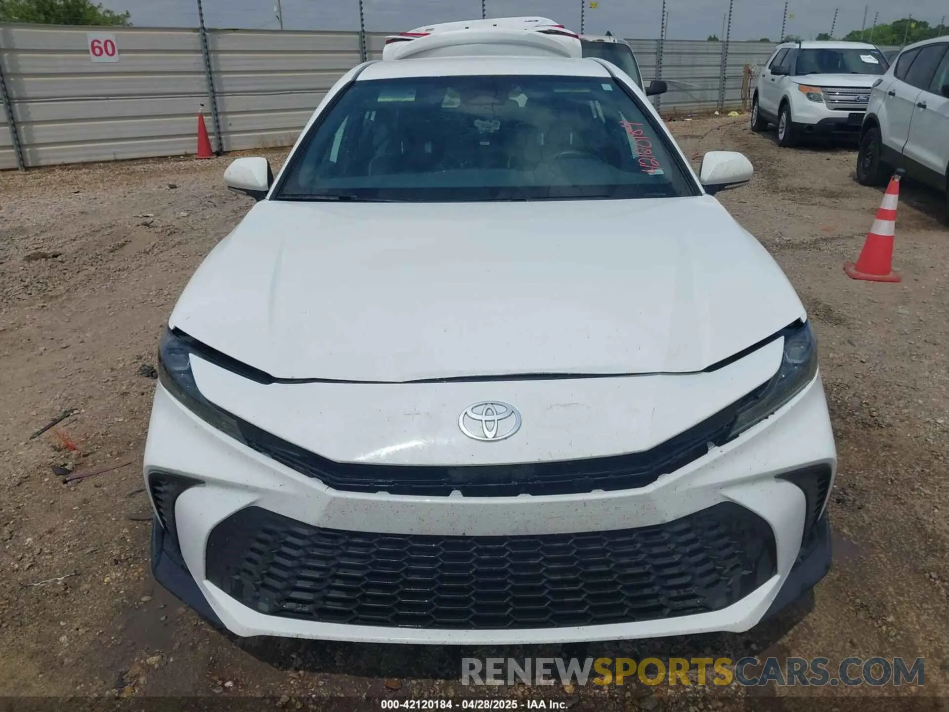 12 fotografías del automóvil dañado 4T1DAACK6SU045324 TOYOTA CAMRY 2025