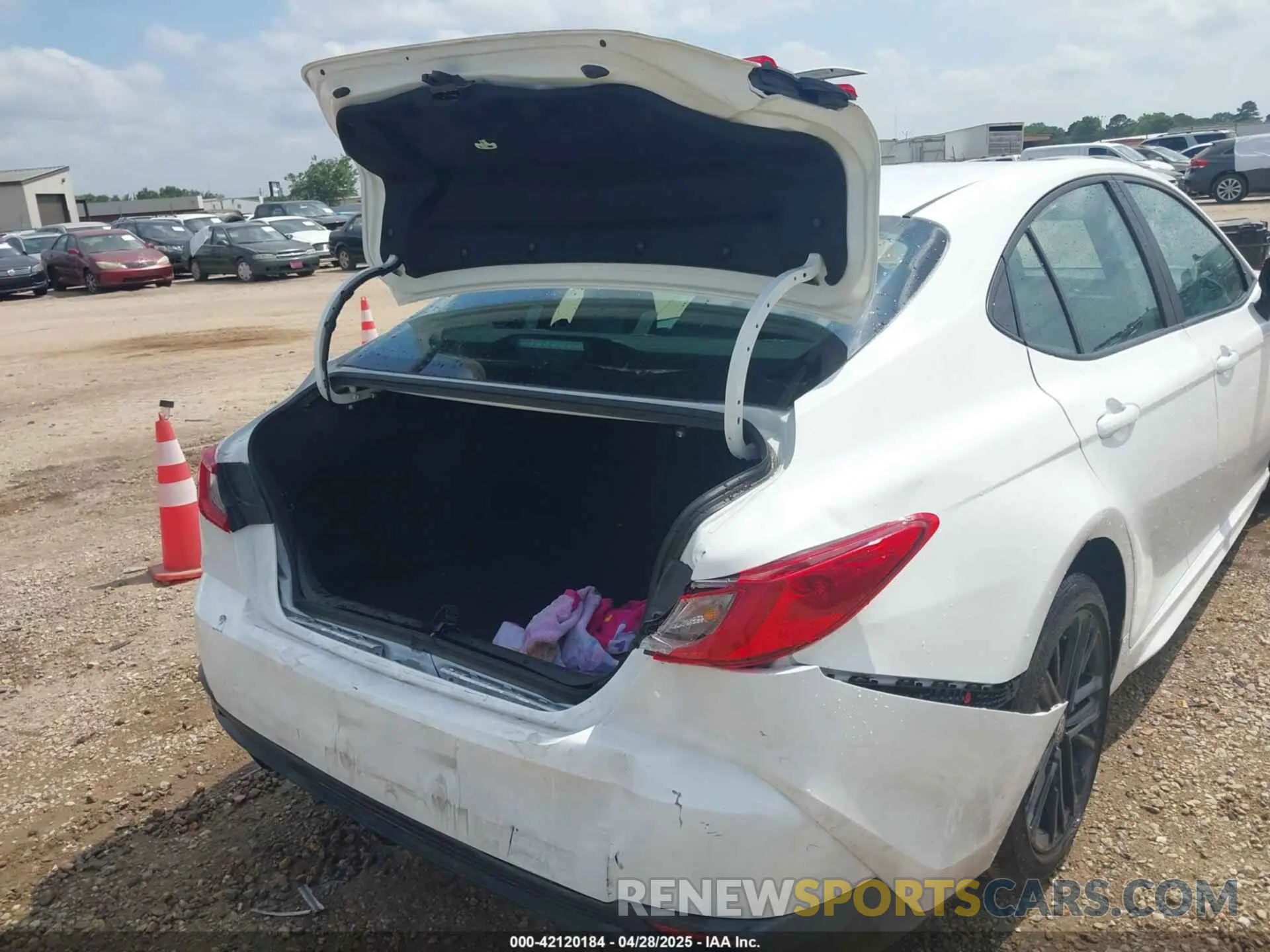 6 fotografías del automóvil dañado 4T1DAACK6SU045324 TOYOTA CAMRY 2025