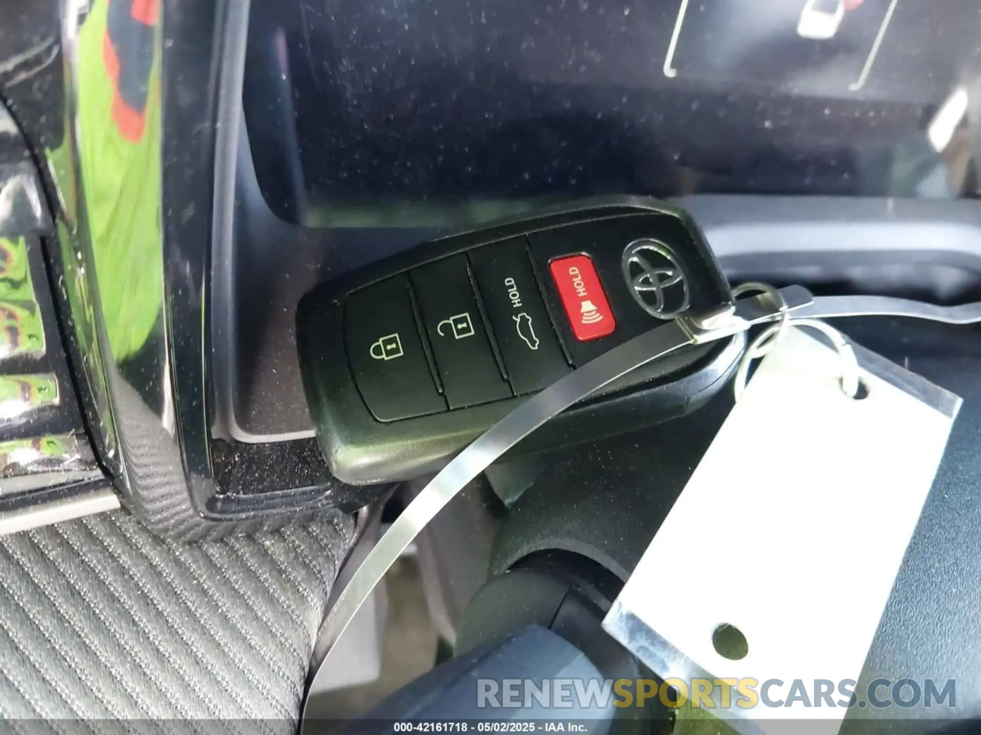 11 fotografías del automóvil dañado 4T1DAACK6SU046781 TOYOTA CAMRY 2025