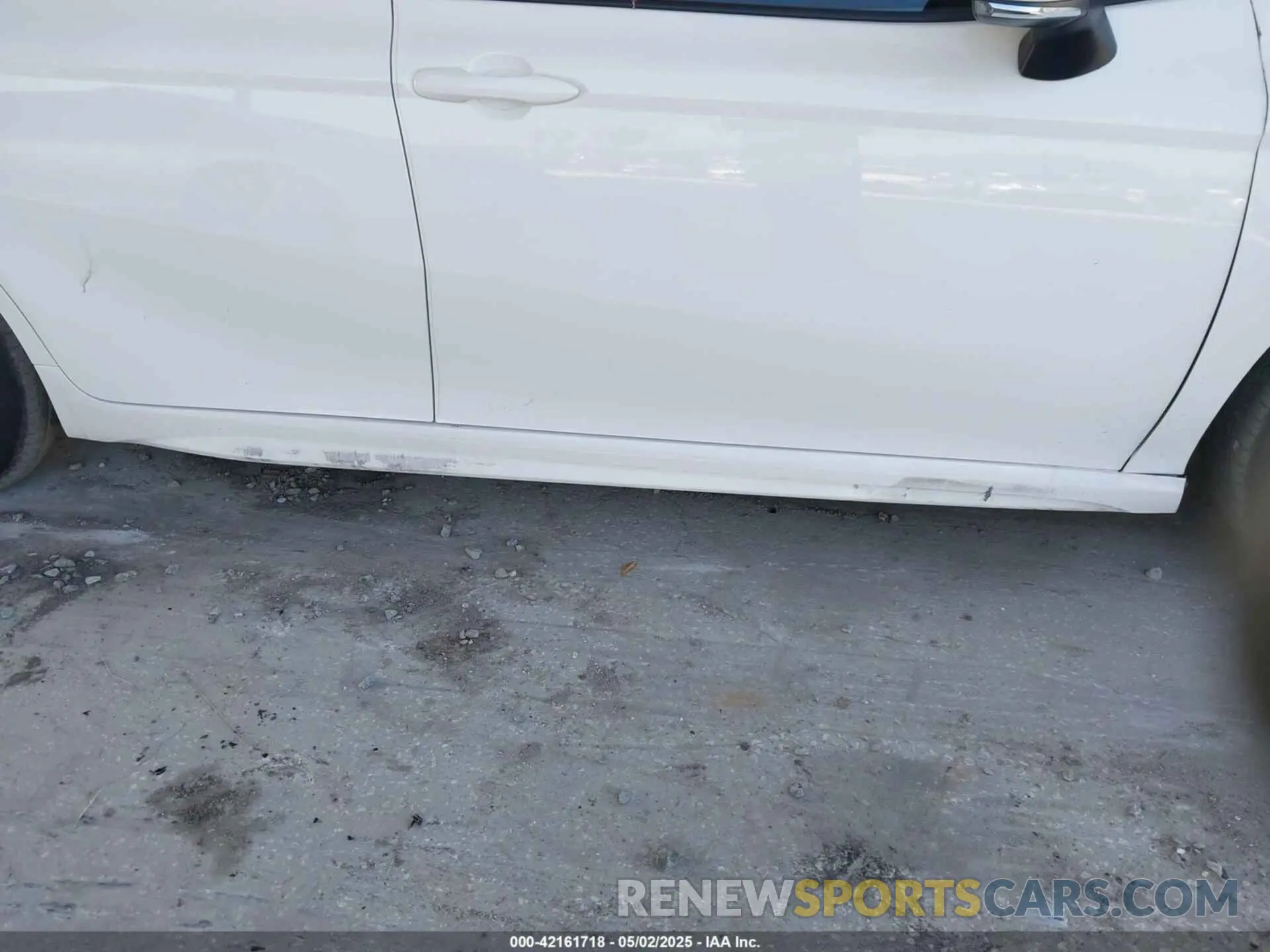 19 fotografías del automóvil dañado 4T1DAACK6SU046781 TOYOTA CAMRY 2025