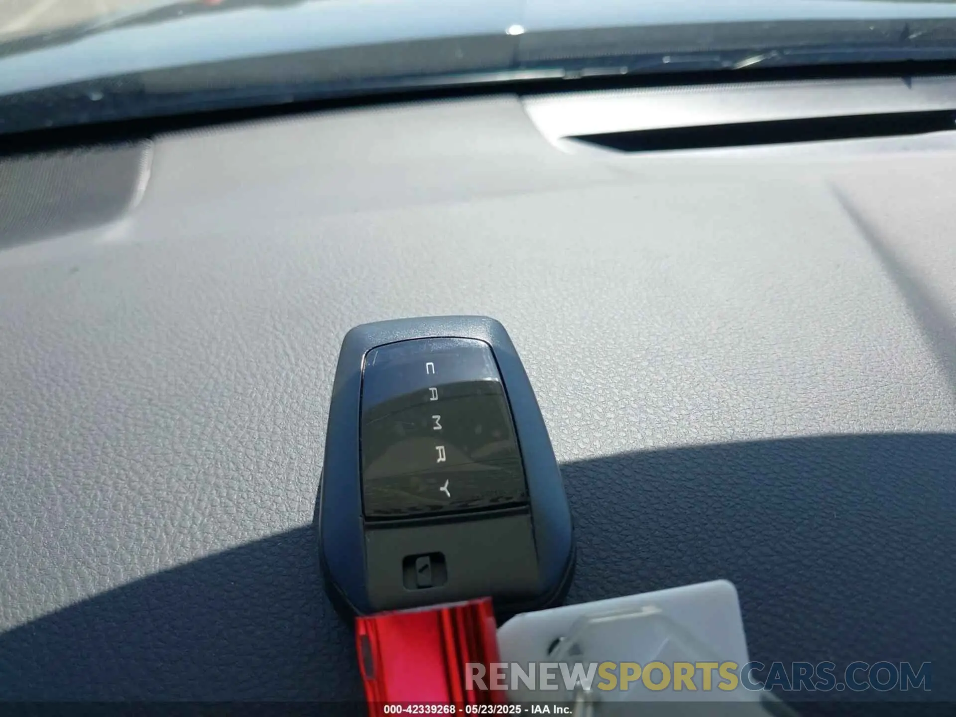 11 fotografías del automóvil dañado 4T1DAACK6SU067842 TOYOTA CAMRY 2025