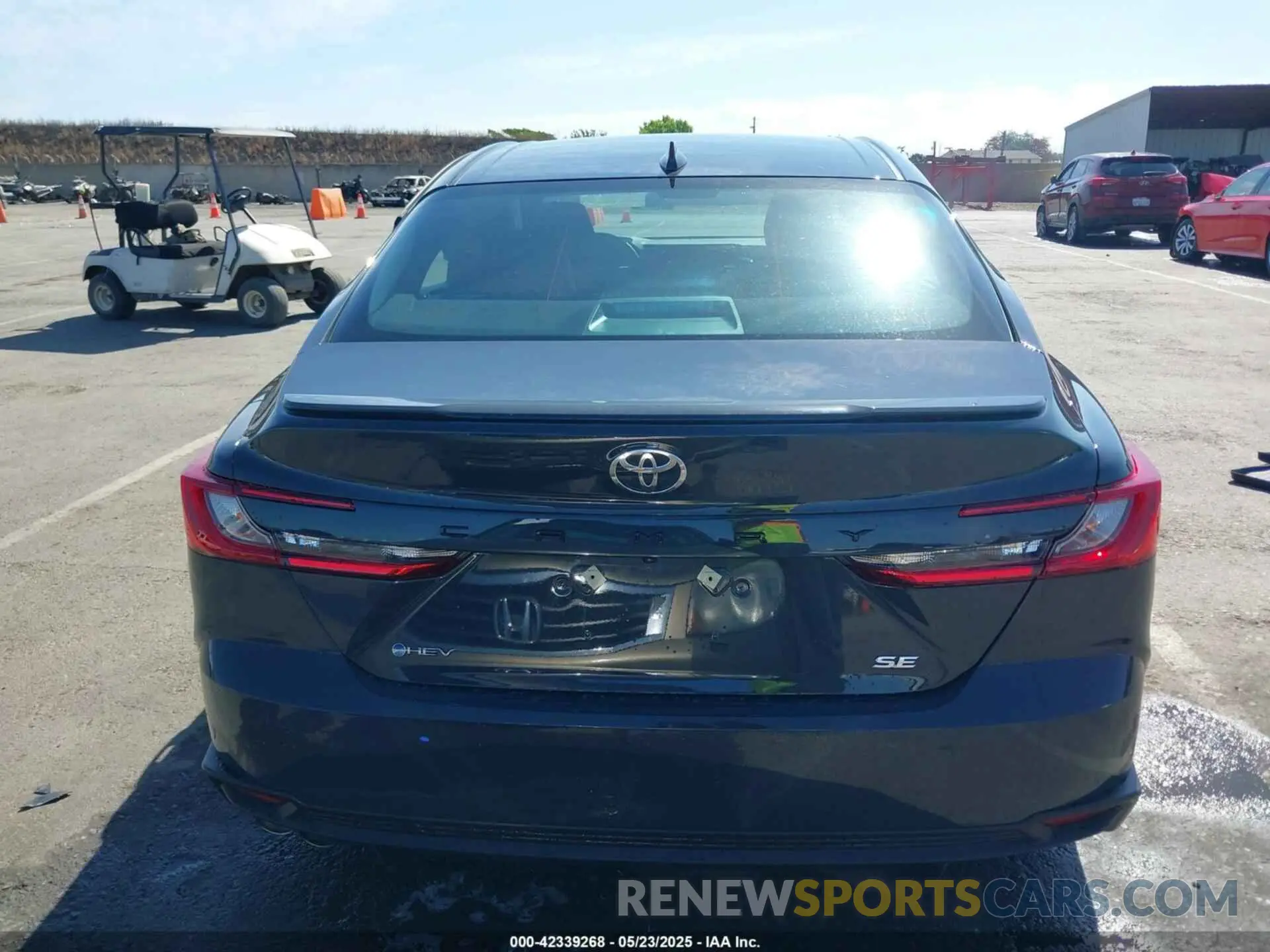 16 fotografías del automóvil dañado 4T1DAACK6SU067842 TOYOTA CAMRY 2025