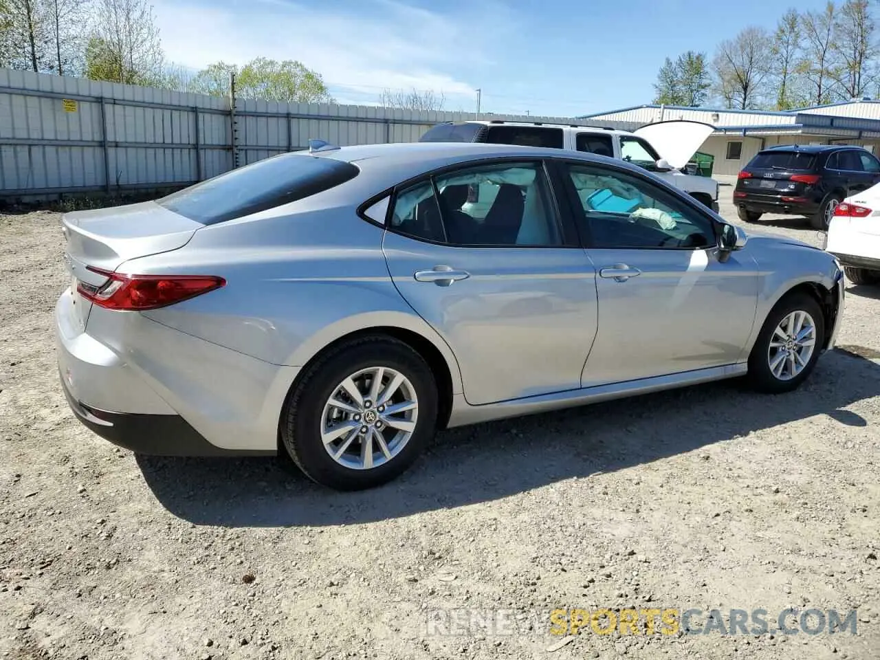 3 fotografías del automóvil dañado 4T1DAACK6SU115887 TOYOTA CAMRY 2025