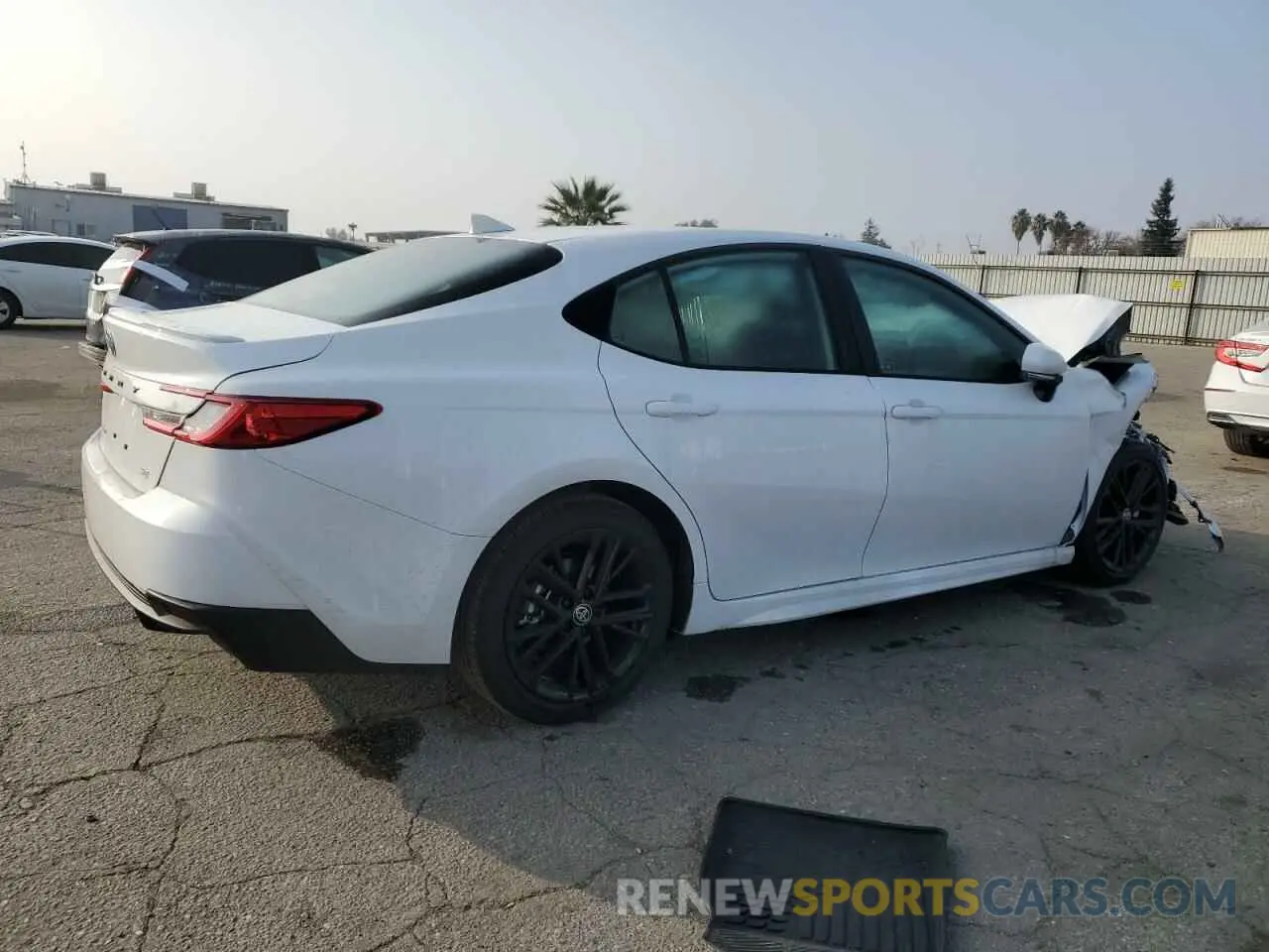 3 fotografías del automóvil dañado 4T1DAACK6SU515433 TOYOTA CAMRY 2025