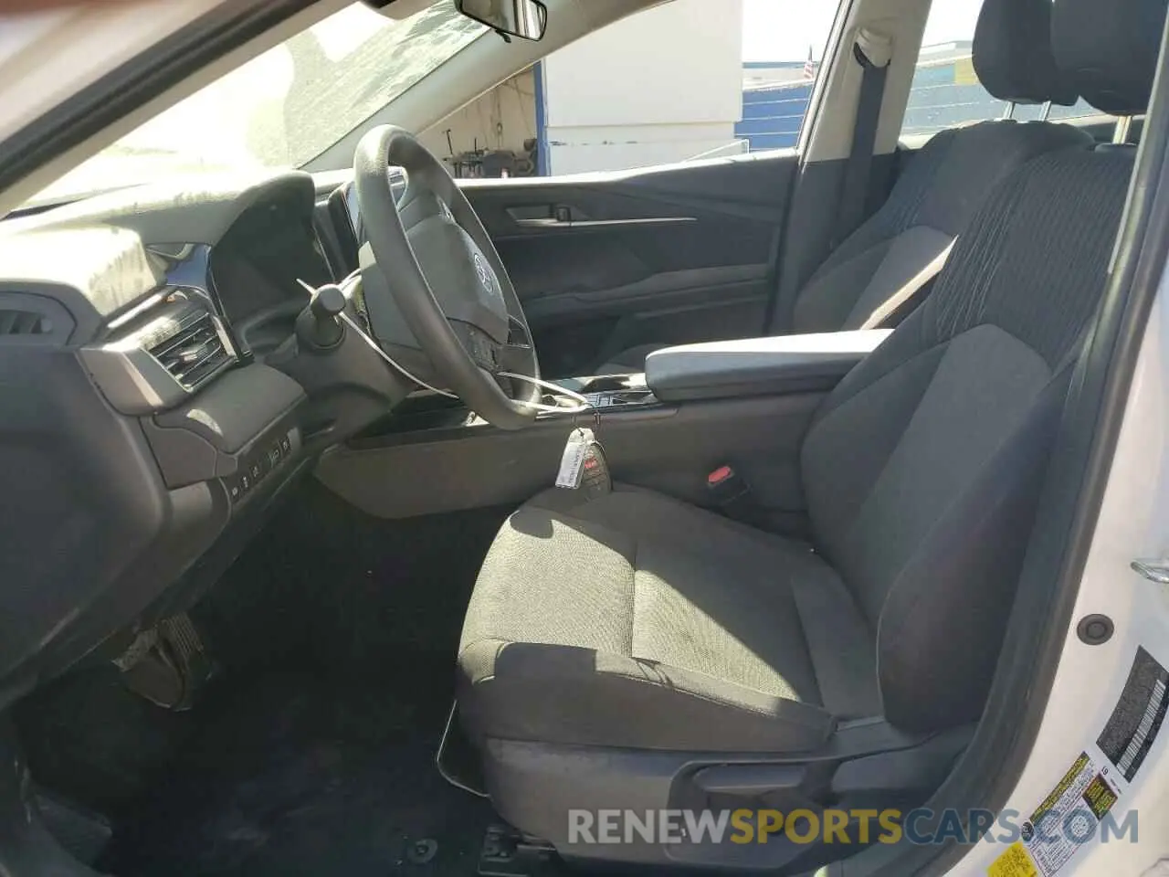 7 fotografías del automóvil dañado 4T1DAACK6SU525038 TOYOTA CAMRY 2025