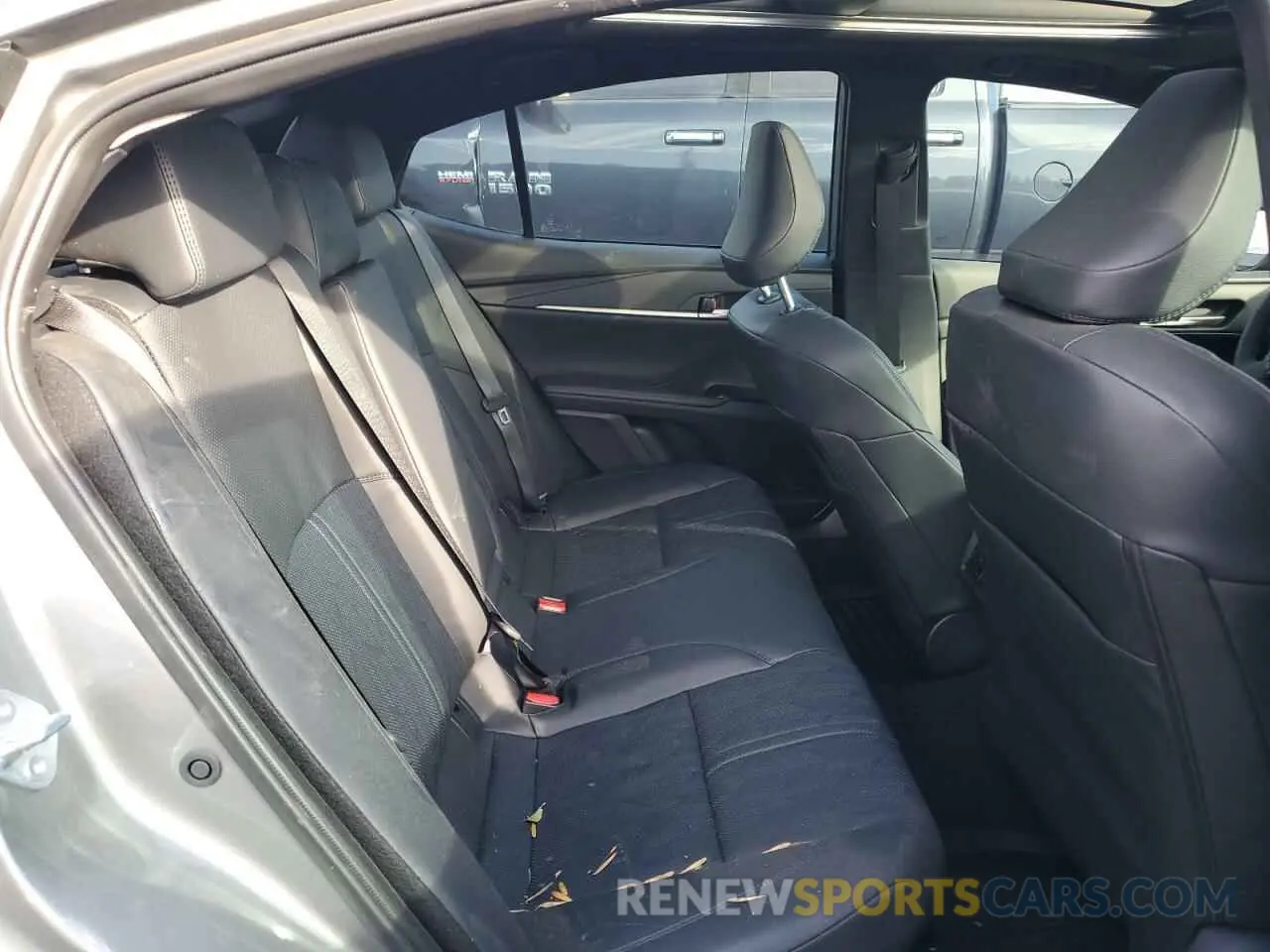 10 fotografías del automóvil dañado 4T1DAACK6SU541823 TOYOTA CAMRY 2025
