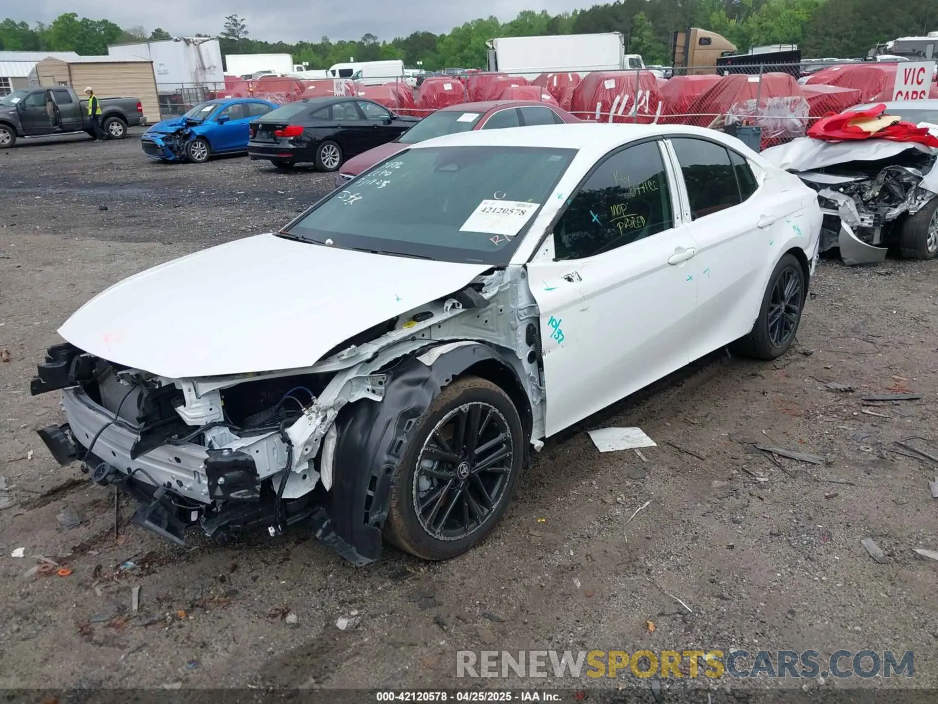 2 fotografías del automóvil dañado 4T1DAACK6SU545886 TOYOTA CAMRY 2025