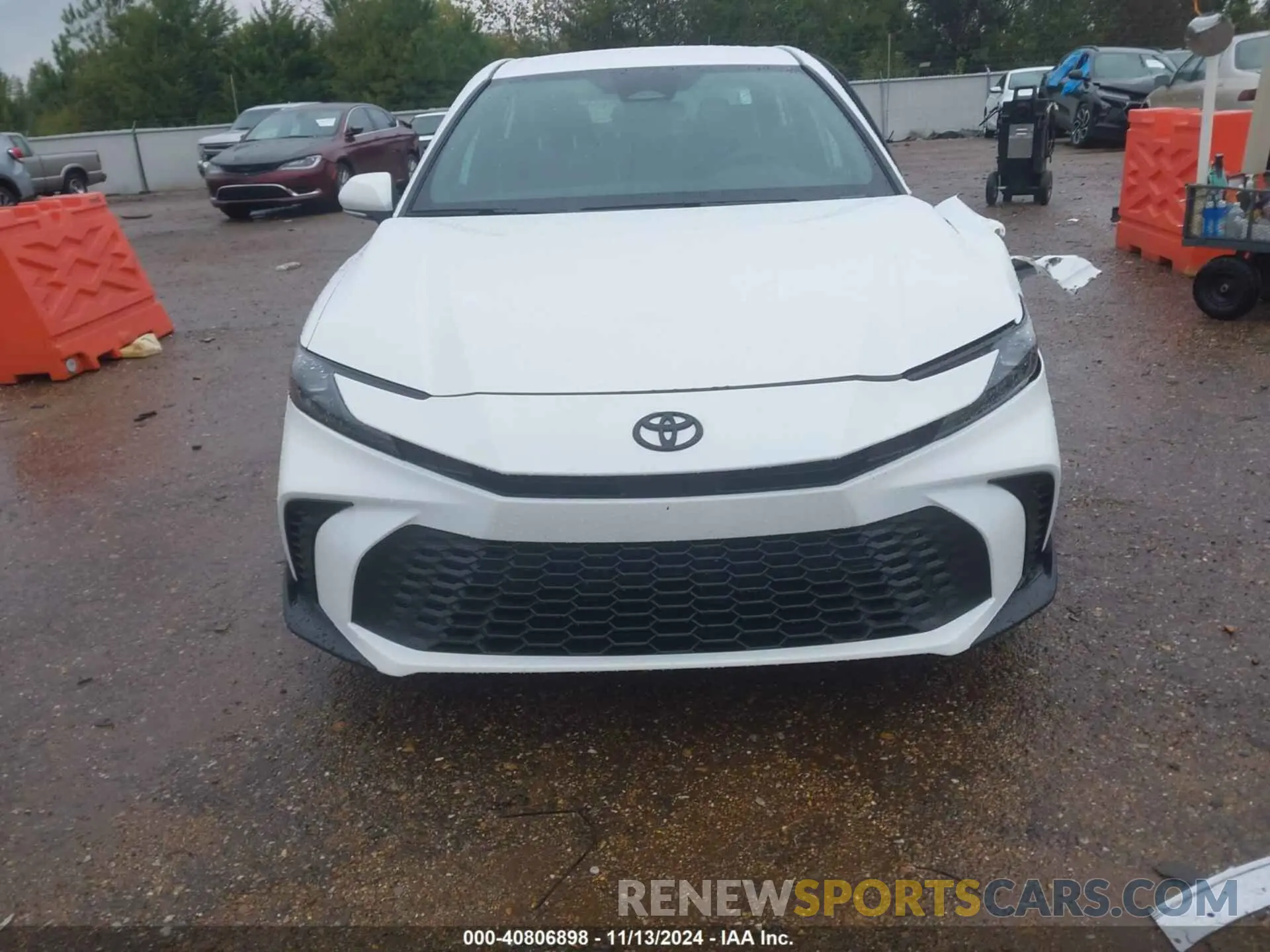 12 fotografías del automóvil dañado 4T1DAACK6SU550084 TOYOTA CAMRY 2025
