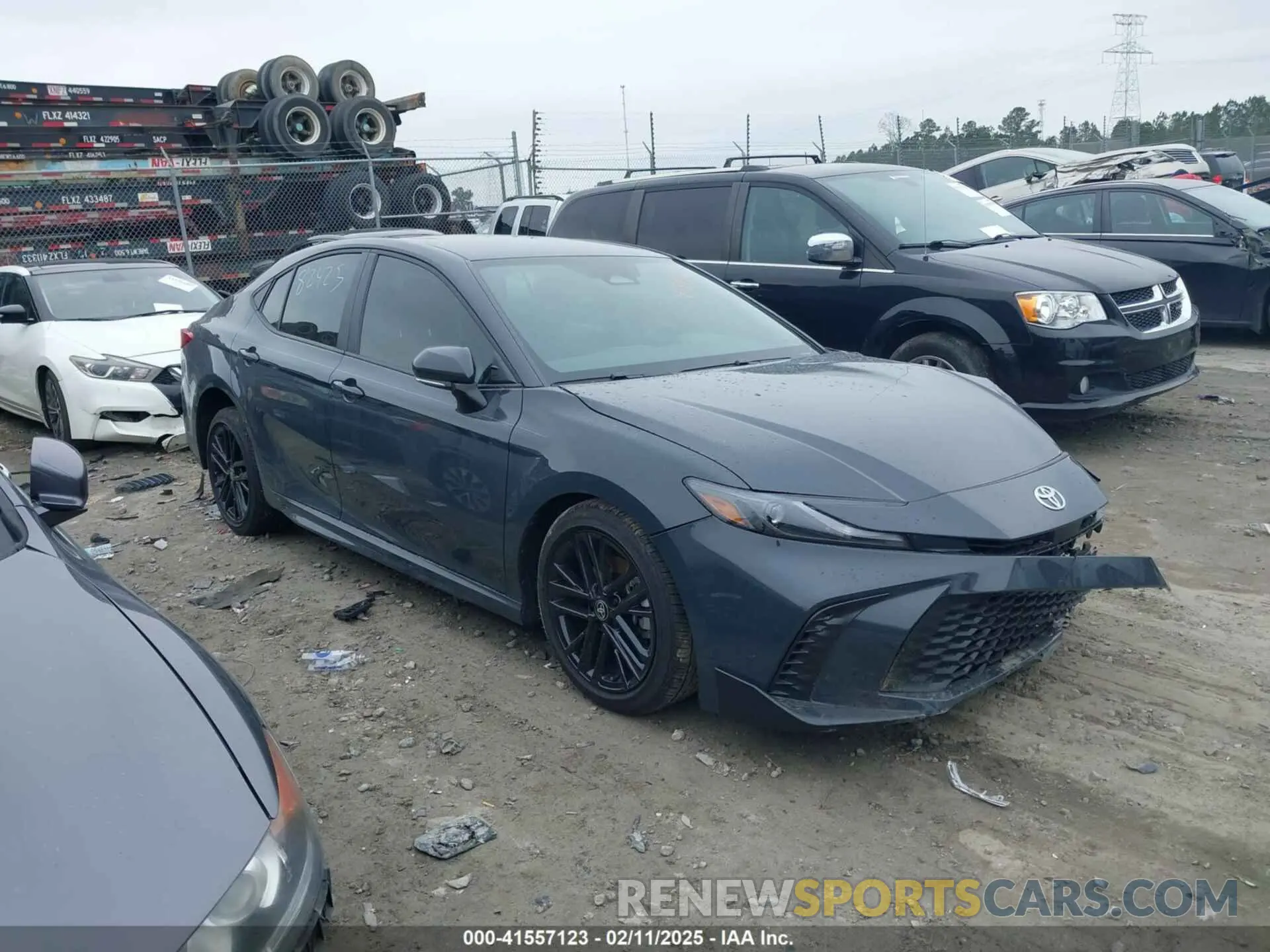 14 fotografías del automóvil dañado 4T1DAACK6SU557097 TOYOTA CAMRY 2025