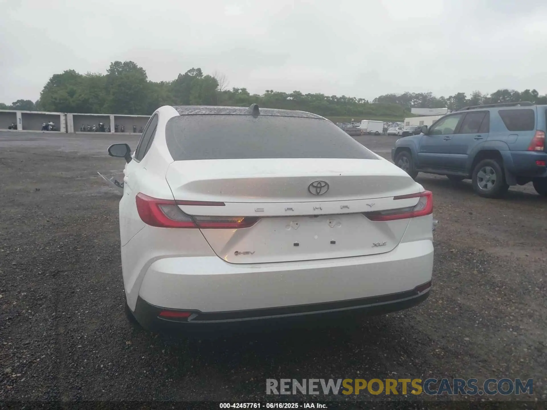 17 fotografías del automóvil dañado 4T1DAACK7SU001106 TOYOTA CAMRY 2025