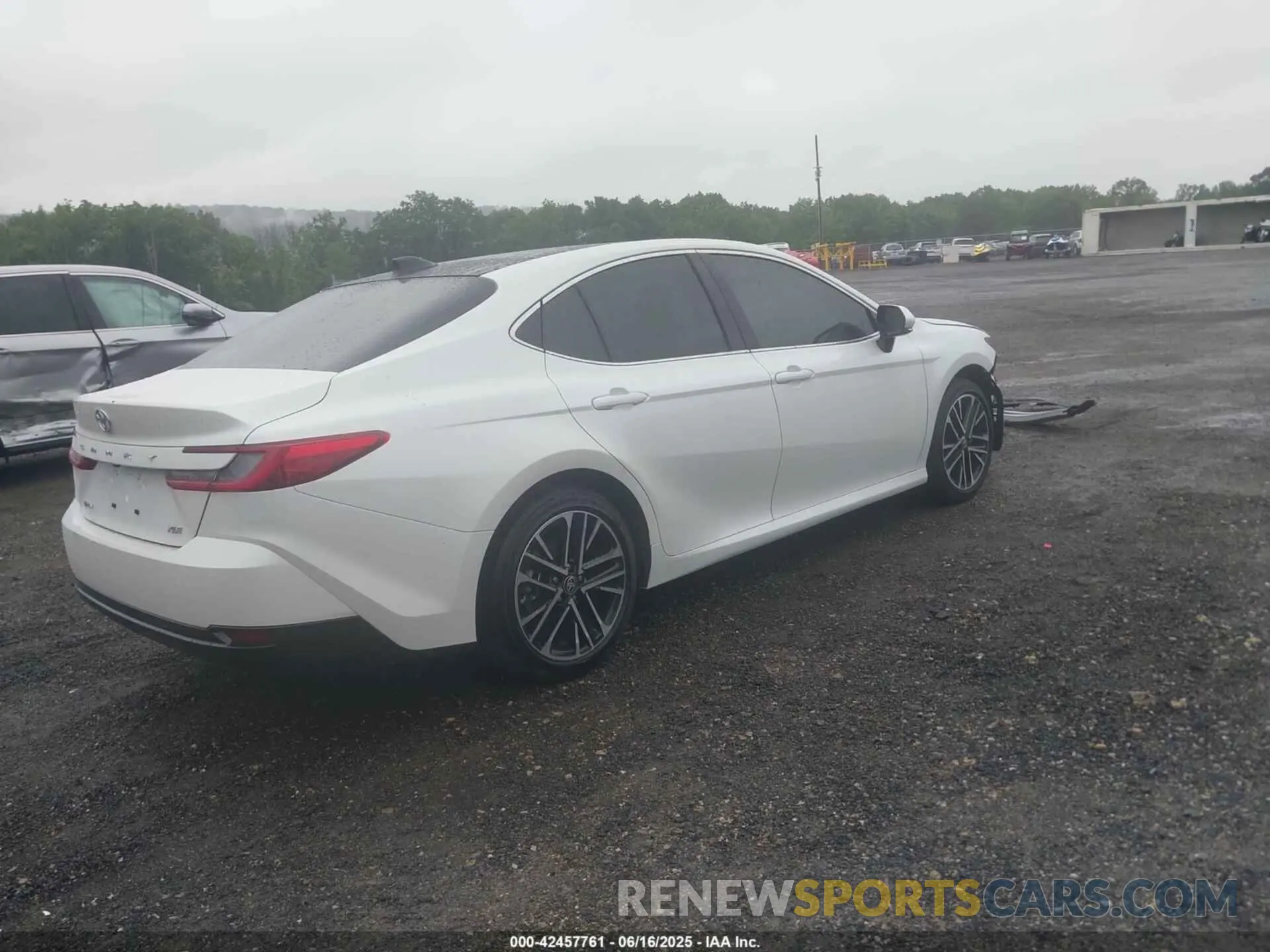 4 fotografías del automóvil dañado 4T1DAACK7SU001106 TOYOTA CAMRY 2025